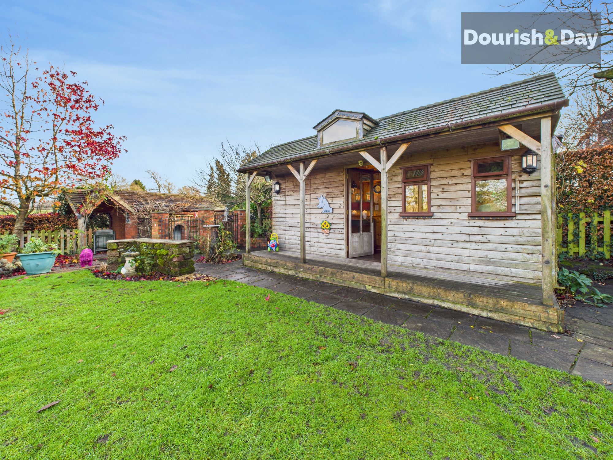 5 bed detached house for sale in Quarry Heath, Penkridge, ST19 - Property Image 43