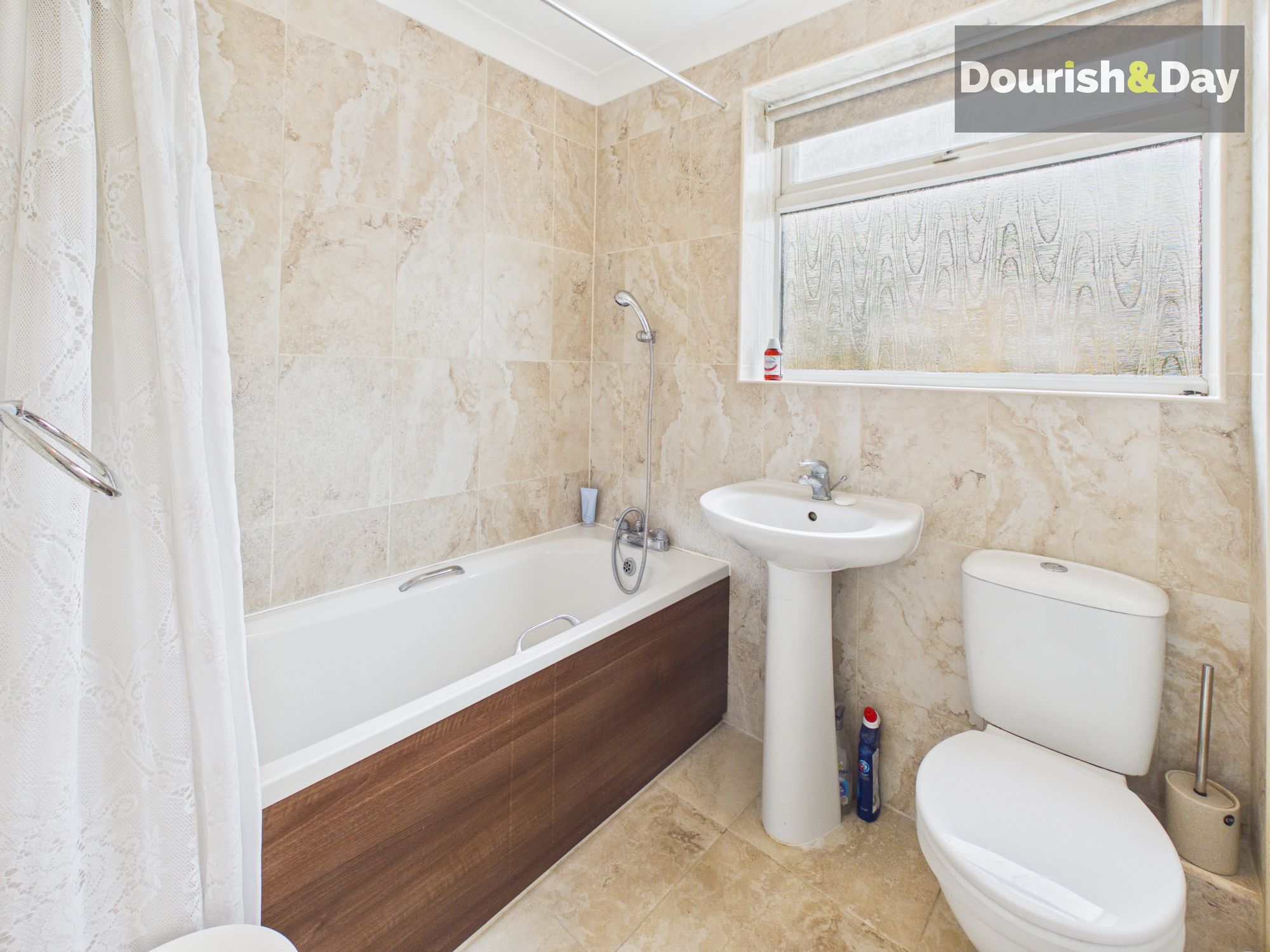 3 bed detached house for sale in Harcourt Way, Stafford, ST16  - Property Image 9