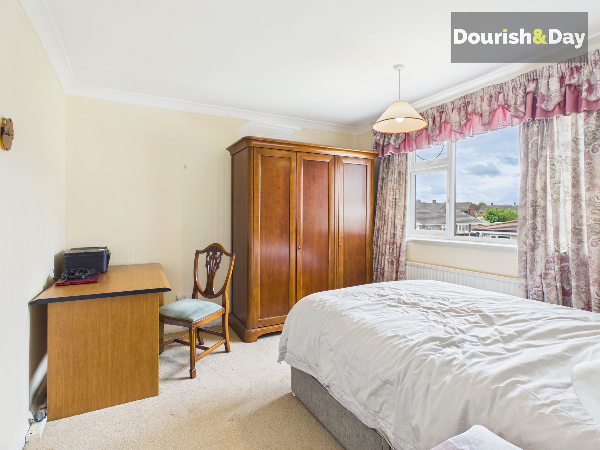 3 bed detached house for sale in Harcourt Way, Stafford, ST16  - Property Image 11