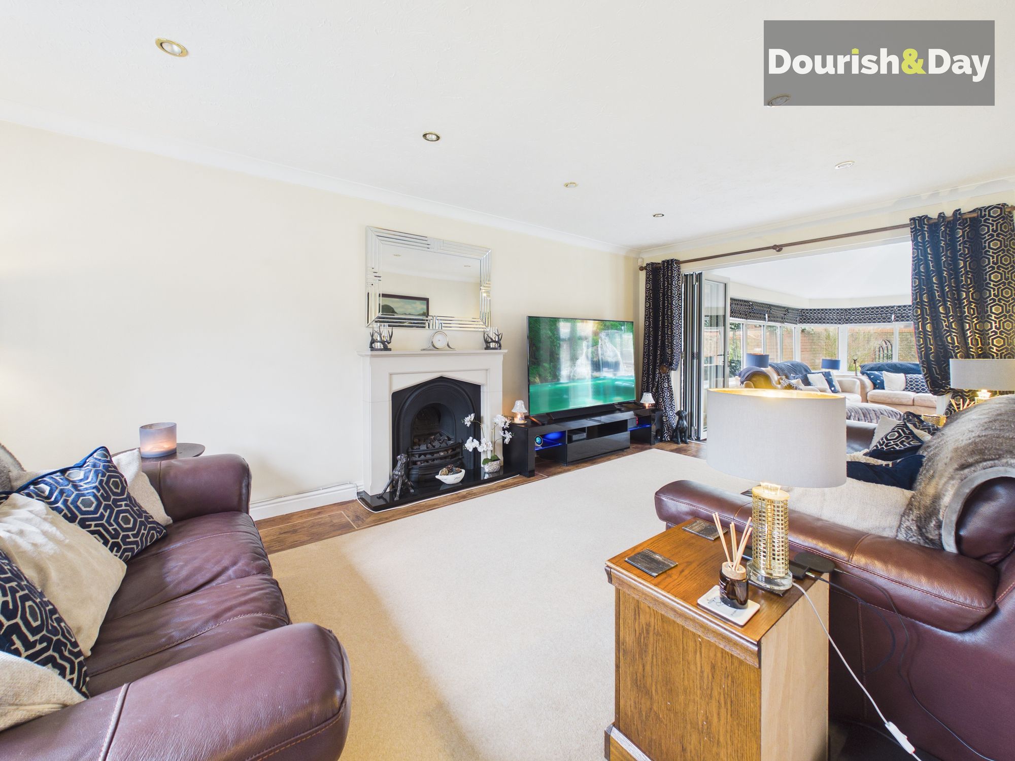 4 bed detached house for sale in Meadowbank Avenue, Weston, ST18 - Property Image 3