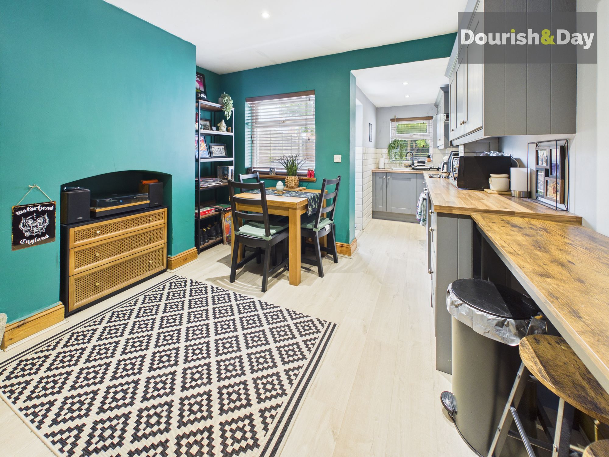 2 bed terraced house for sale in Victoria Terrace, Stafford, ST16  - Property Image 3