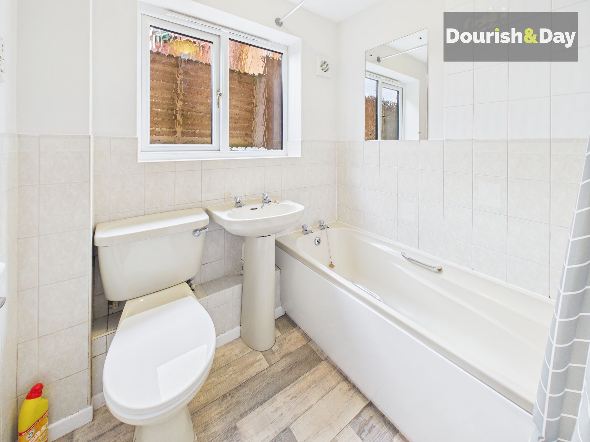2 bed flat for sale in Wimblebury Road, Littleworth, WS12 - Property Image 4