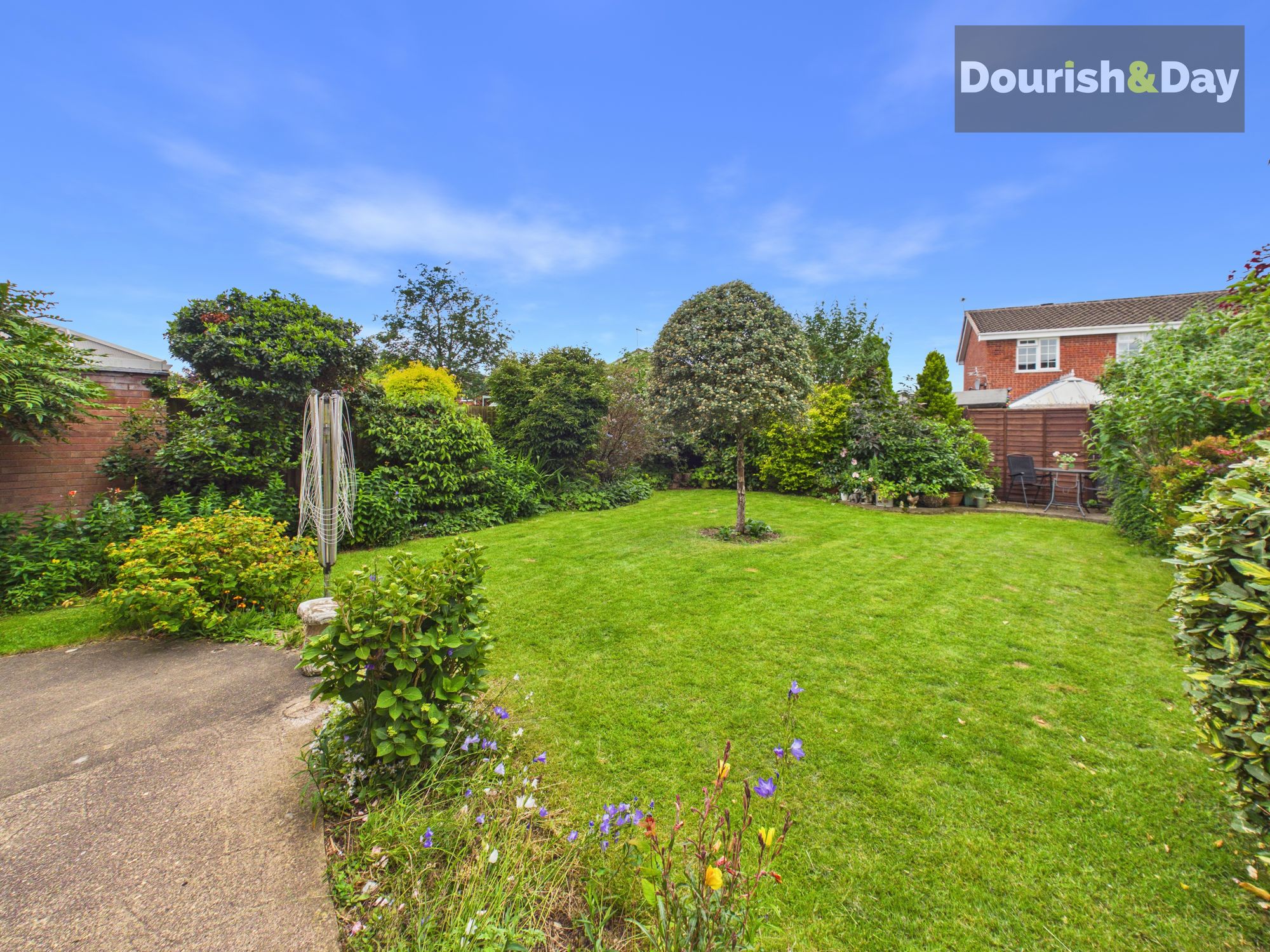 4 bed detached house for sale in Creswell Farm Drive, Stafford, ST16  - Property Image 3