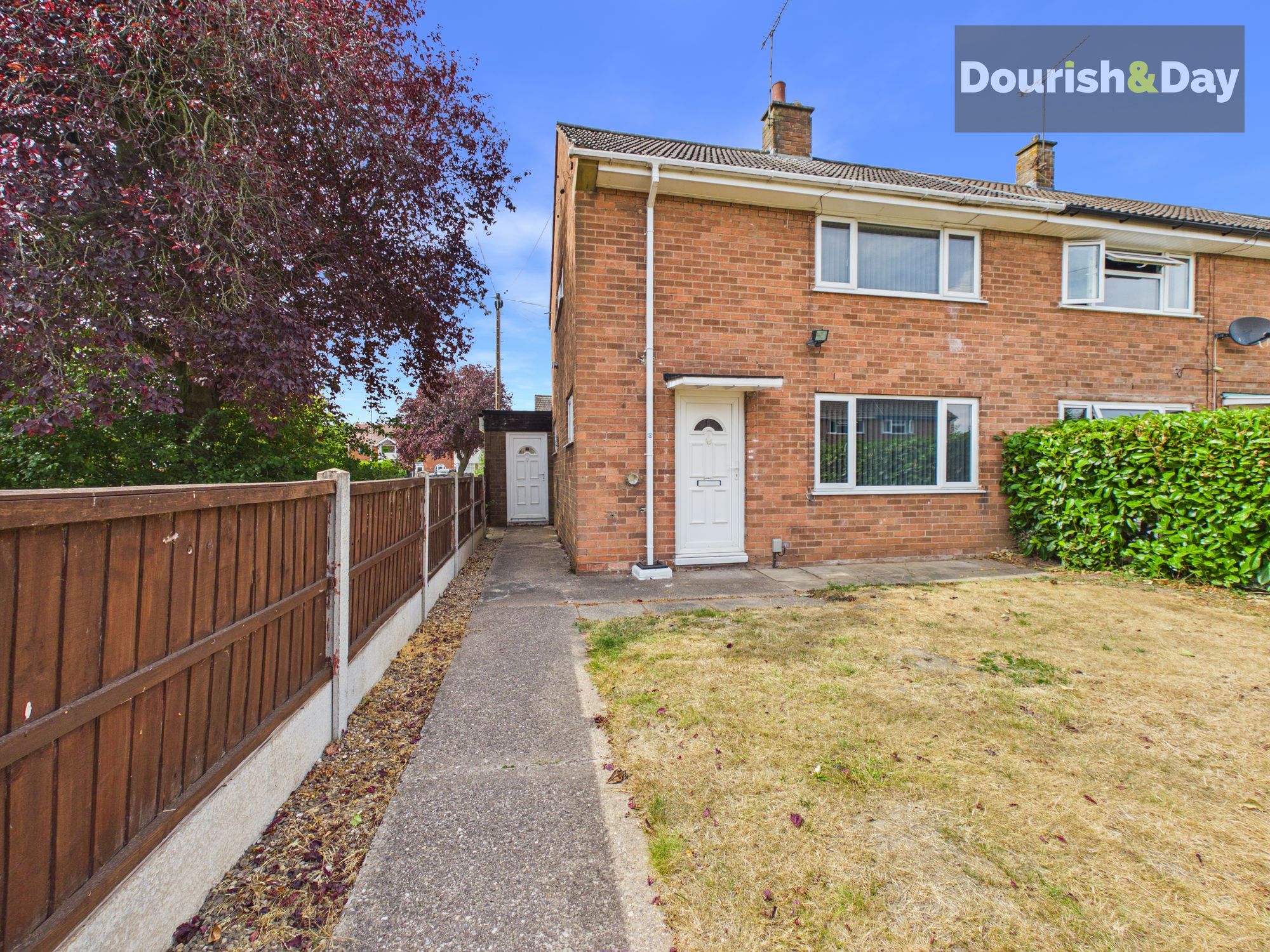 2 bed end of terrace house to rent in Hesketh Road, Stafford, ST17 - Property Image 1