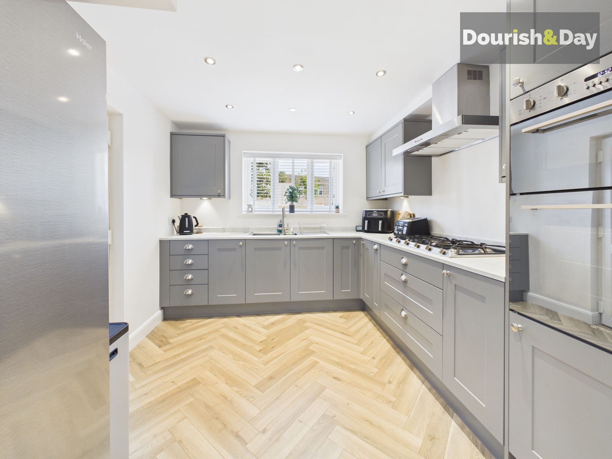 3 bed semi-detached house for sale in Cronkinson Avenue, Nantwich, CW5 - Property Image 3