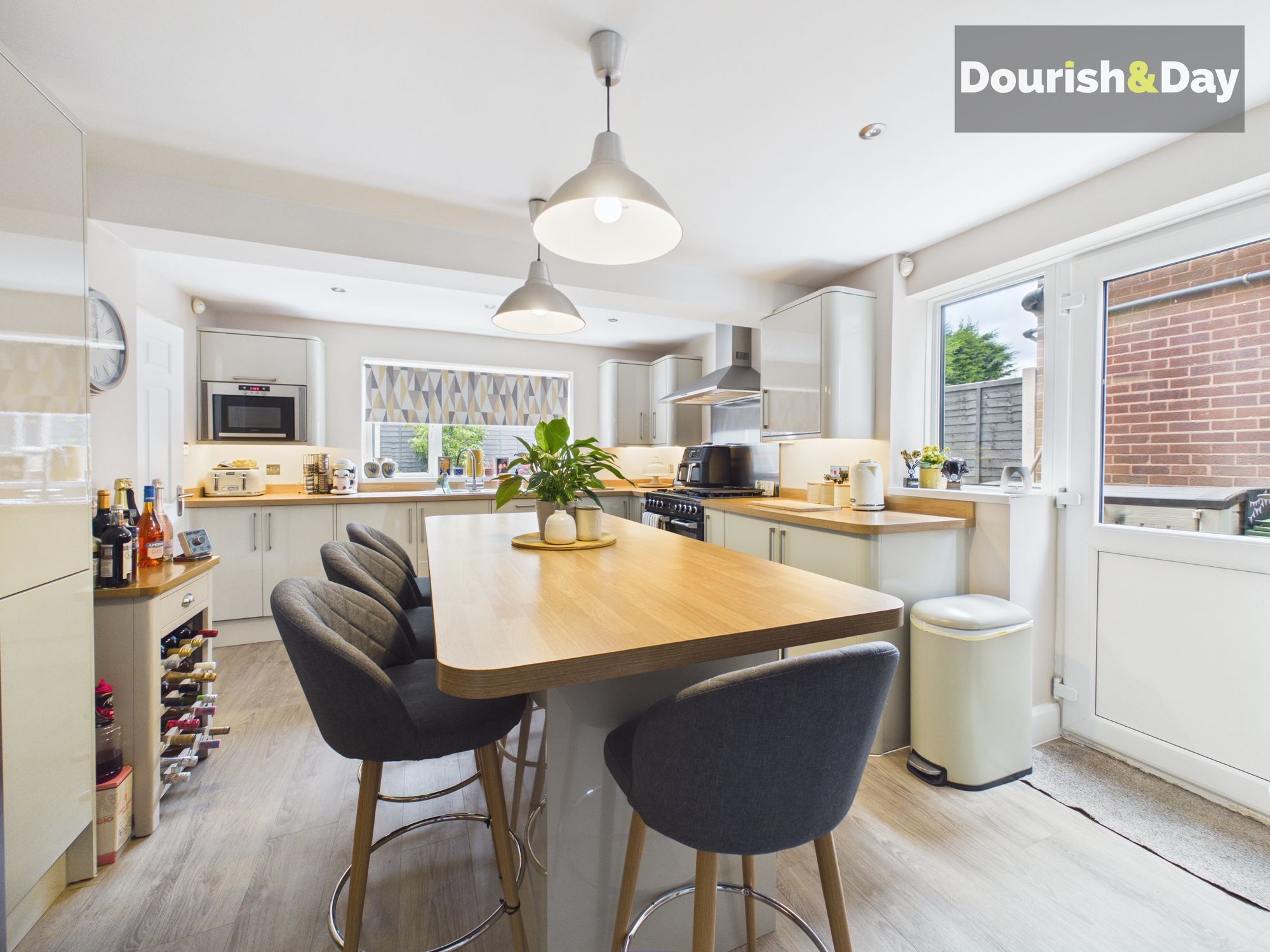 5 bed detached house for sale in Leighswood, Stafford, ST17  - Property Image 6