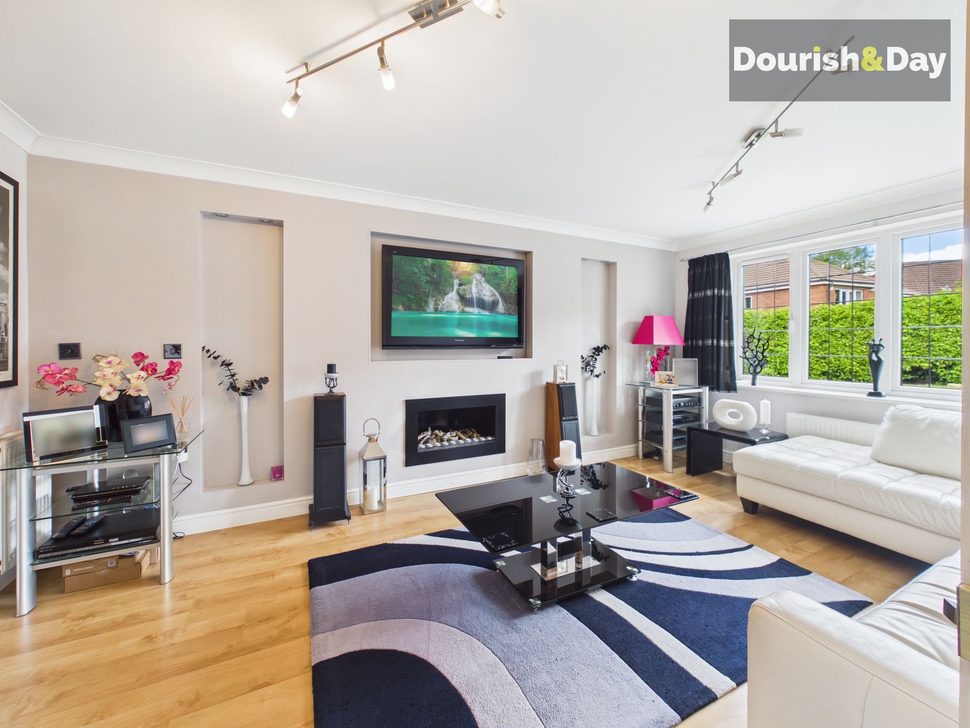 4 bed detached house for sale in Holyrood Close, Stafford, ST18 - Property Image 2