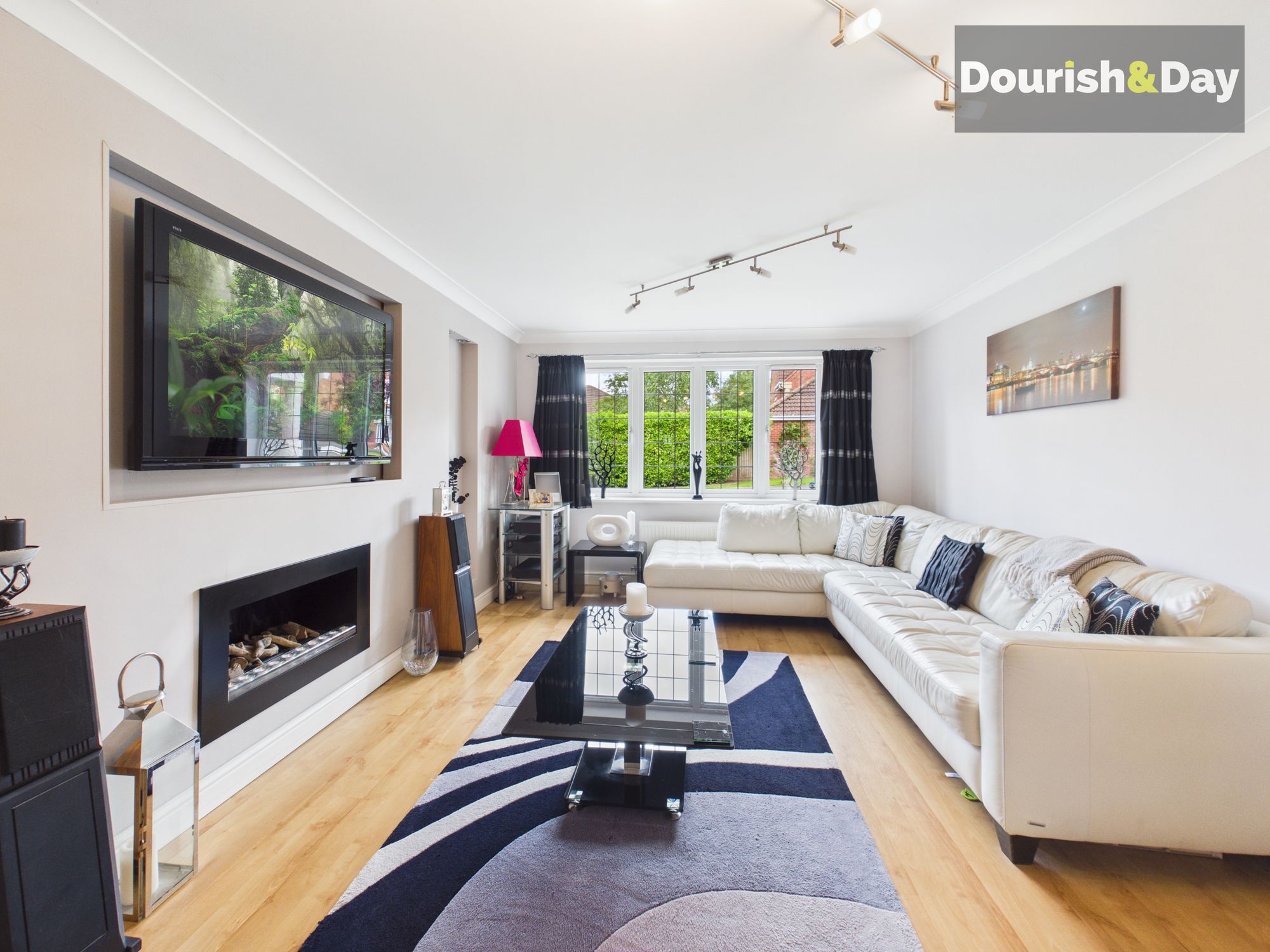 4 bed detached house for sale in Holyrood Close, Stafford, ST18 - Property Image 7