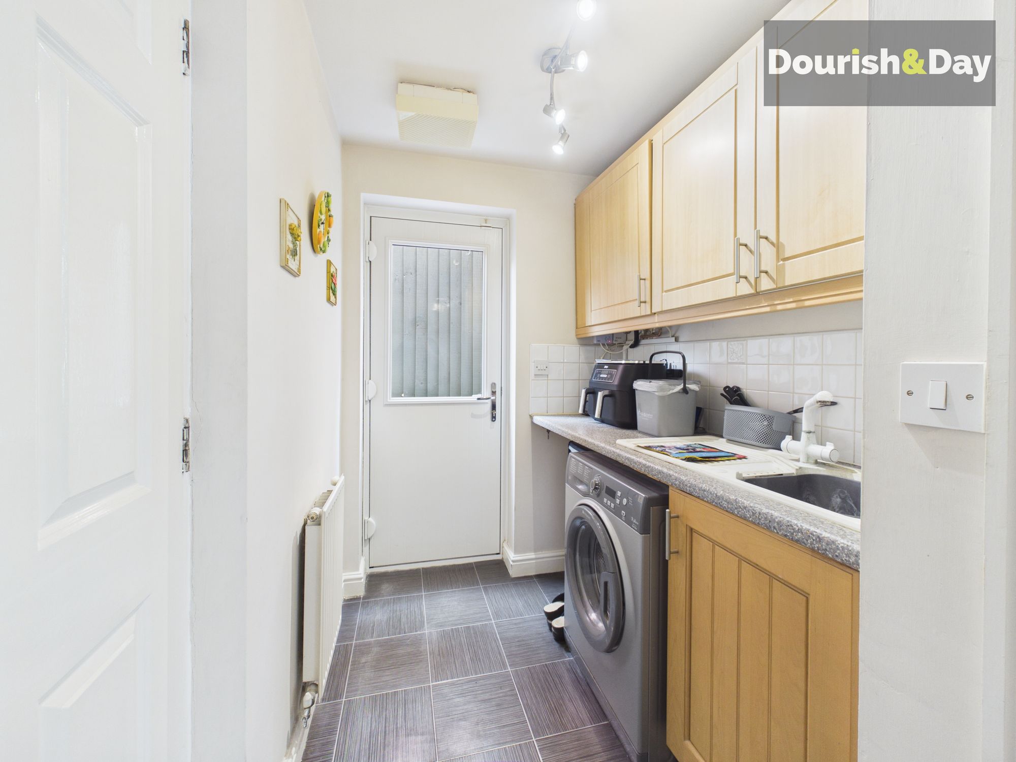 4 bed detached house for sale in Holyrood Close, Stafford, ST18 - Property Image 15