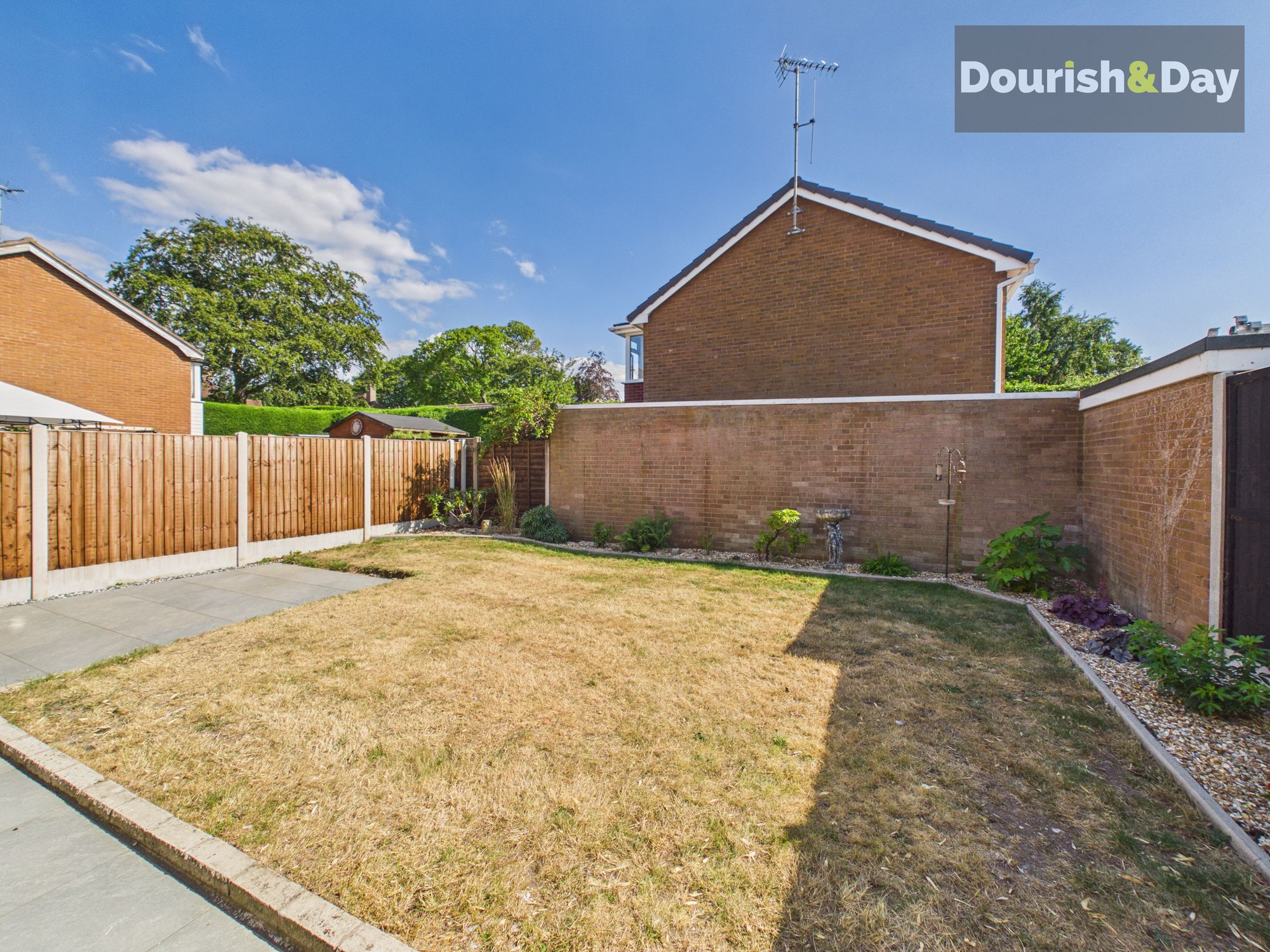 3 bed detached house for sale in Sandringham Road, Stafford, ST17 - Property Image 4