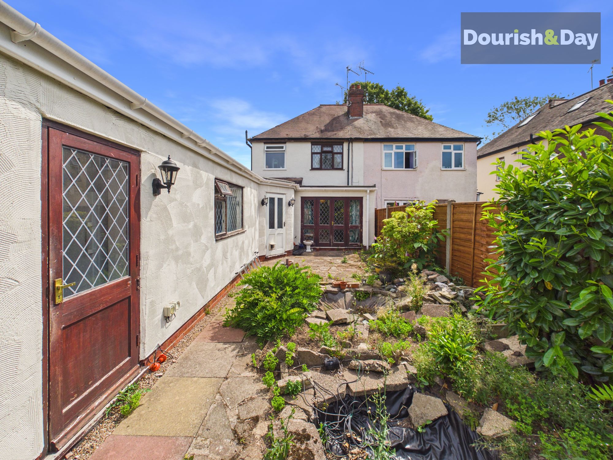 4 bed semi-detached house for sale in Eastlands Grove, Stafford, ST17 - Property Image 3