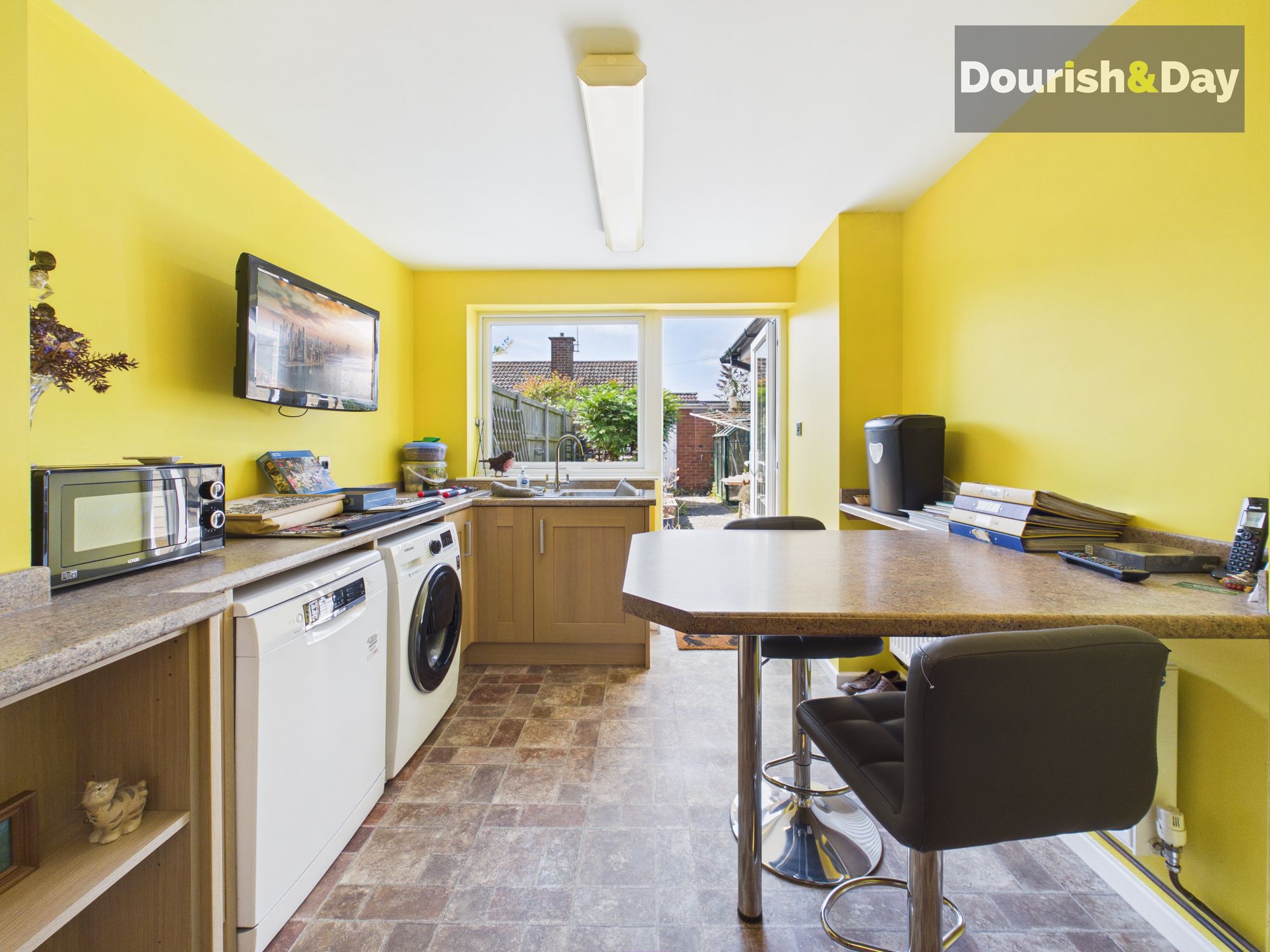 2 bed semi-detached house for sale in St. Michaels Close, Stafford, ST17 - Property Image 11