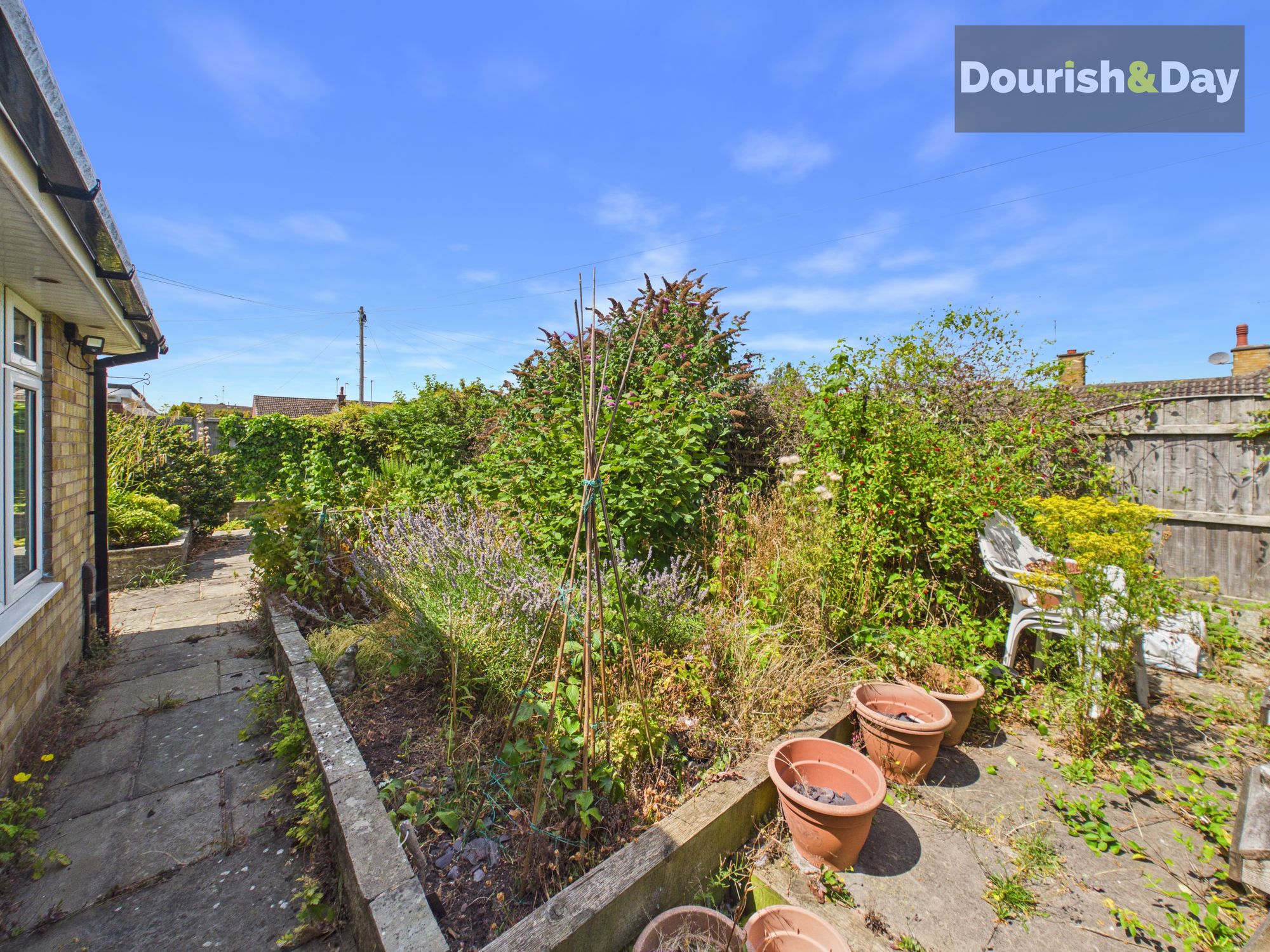 2 bed semi-detached house for sale in St. Michaels Close, Stafford, ST17 - Property Image 15