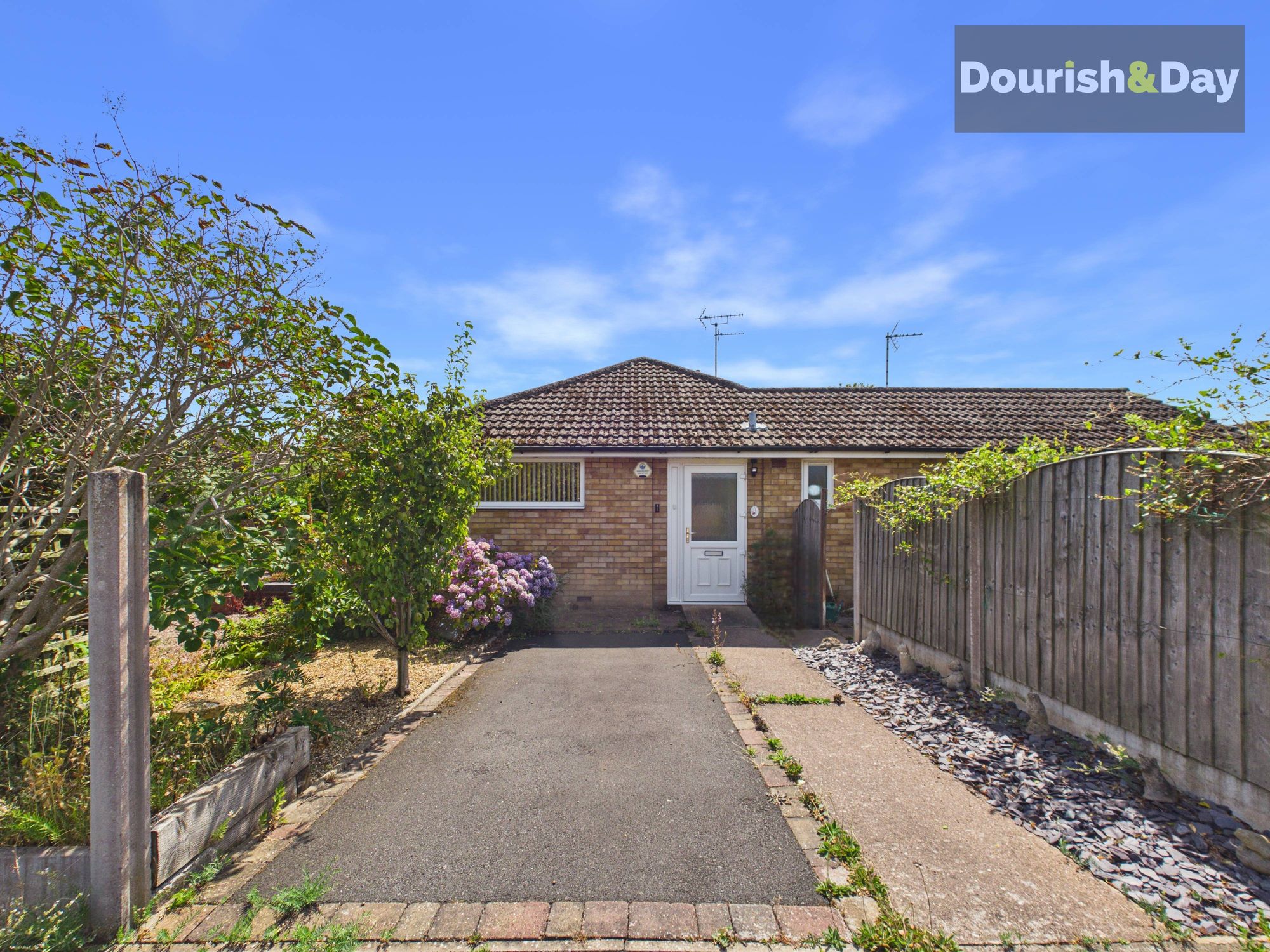2 bed semi-detached house for sale in St. Michaels Close, Stafford, ST17 - Property Image 1