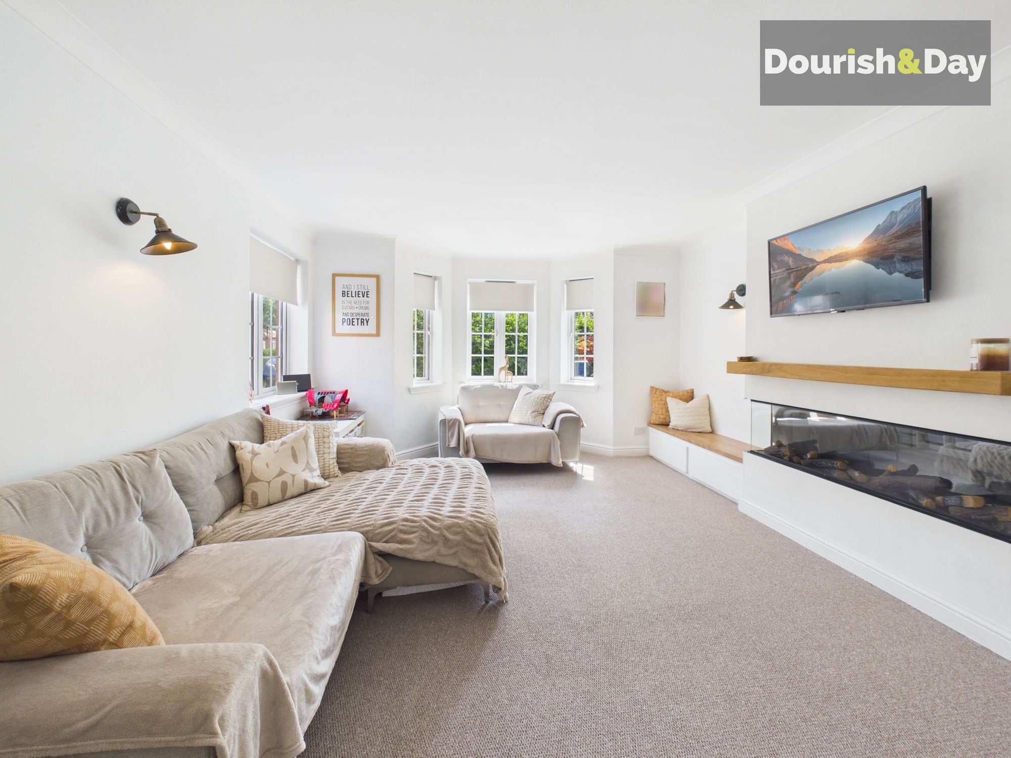 4 bed detached house for sale in Washington Drive, Stafford, ST17 - Property Image 2