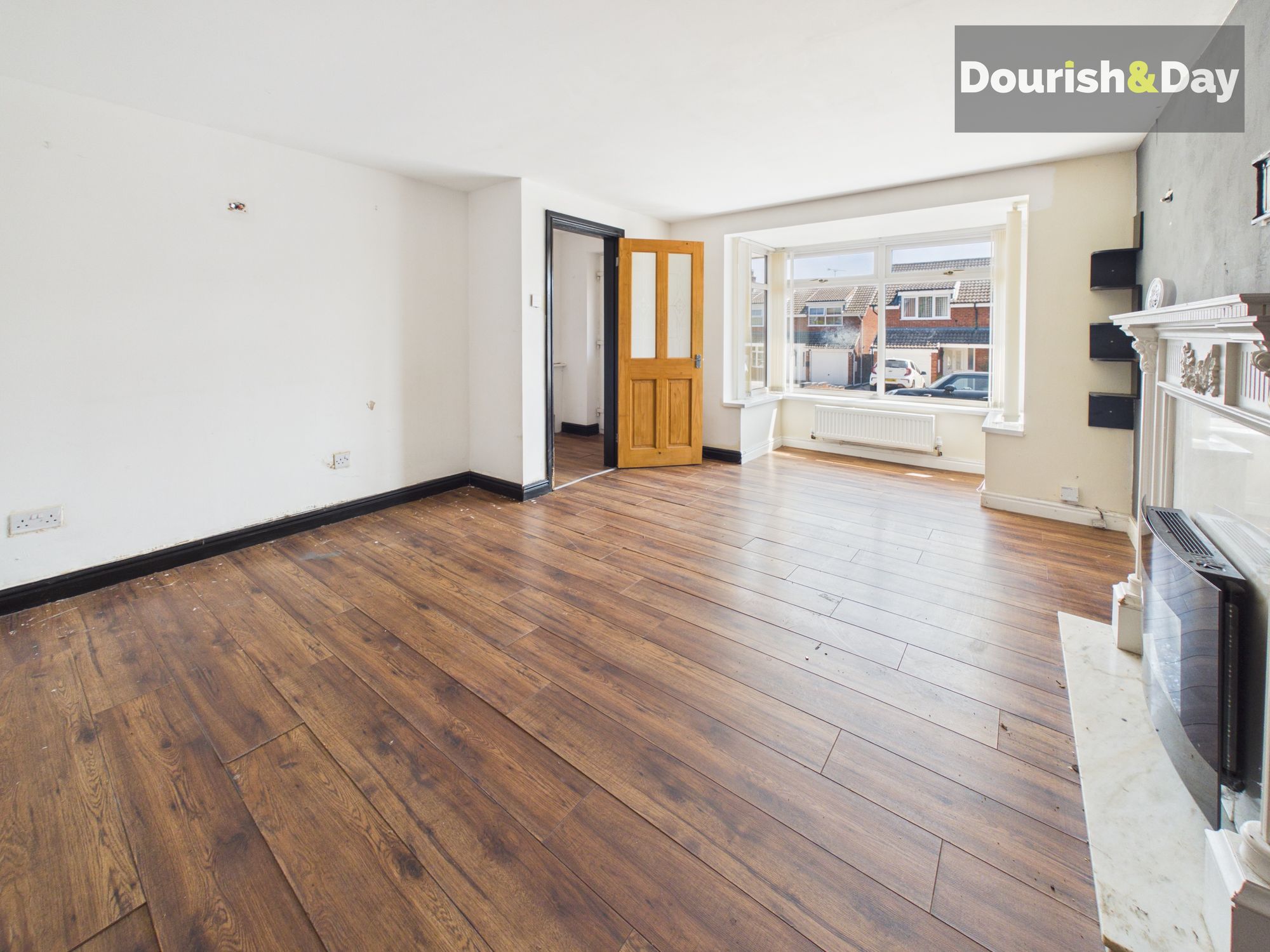3 bed detached house for sale in Shelley Close, Little Haywood, ST18 - Property Image 2