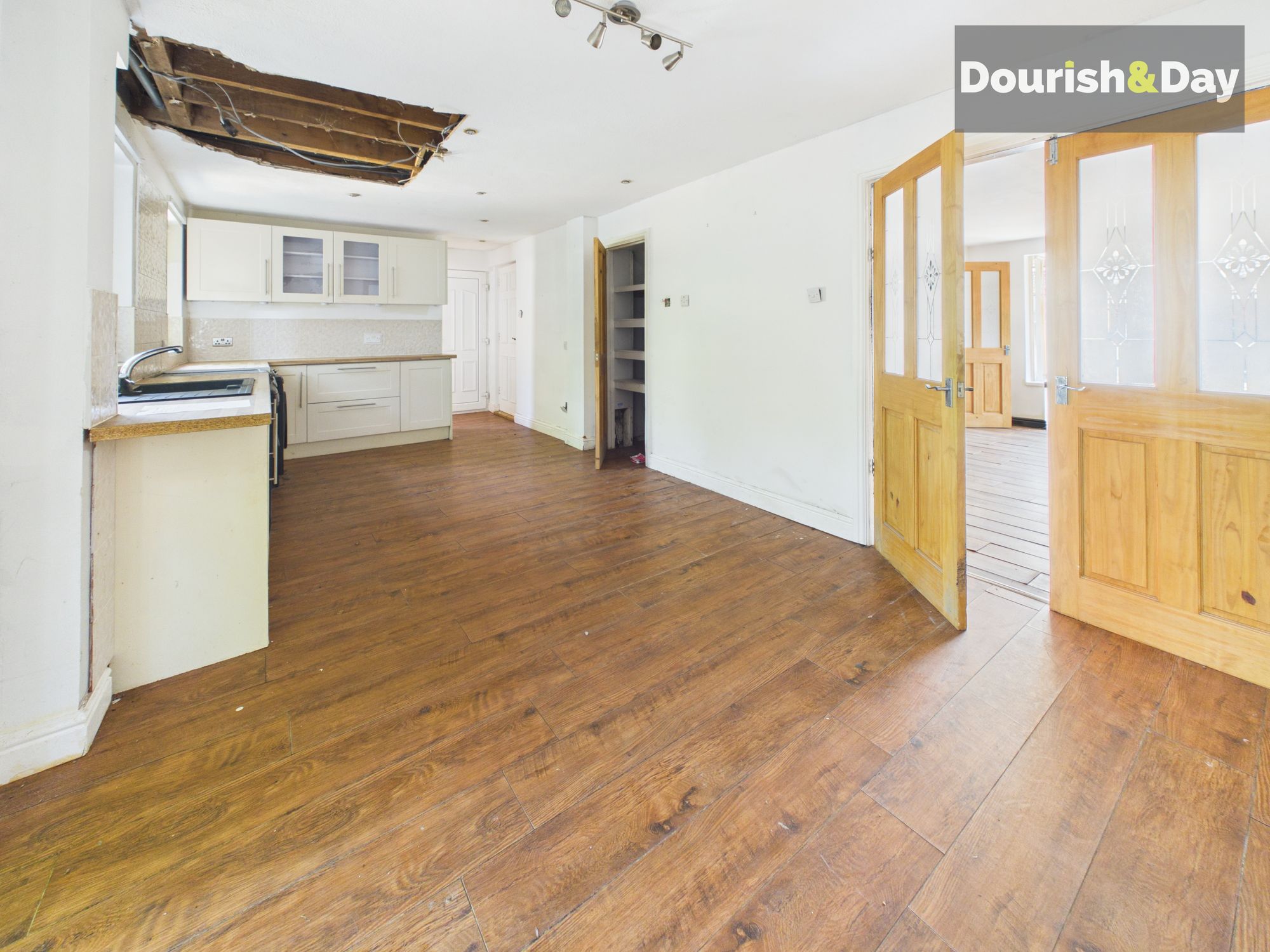 3 bed detached house for sale in Shelley Close, Little Haywood, ST18 - Property Image 12