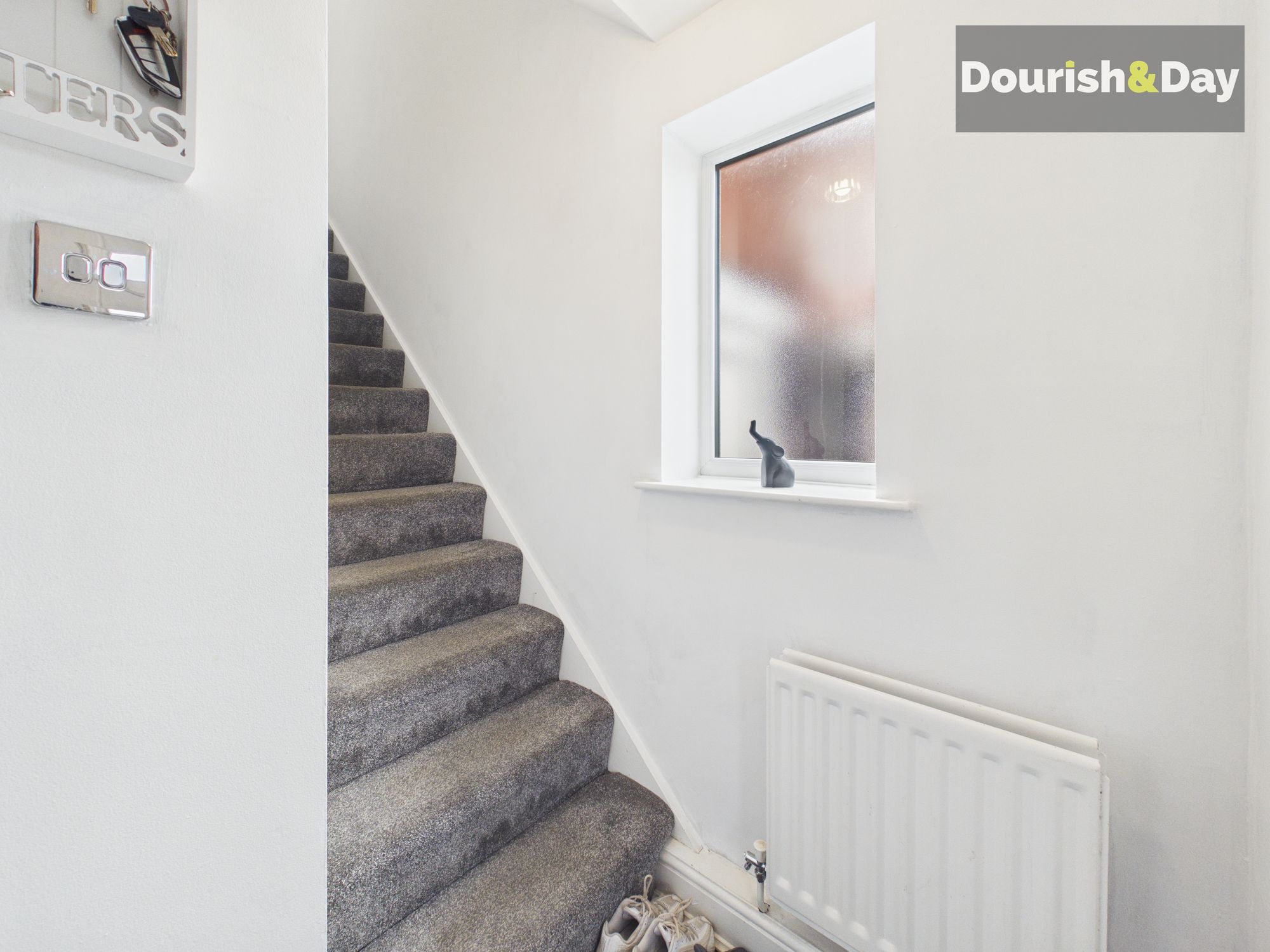 3 bed detached house for sale in Carisbrooke Drive, Stafford, ST17 - Property Image 5