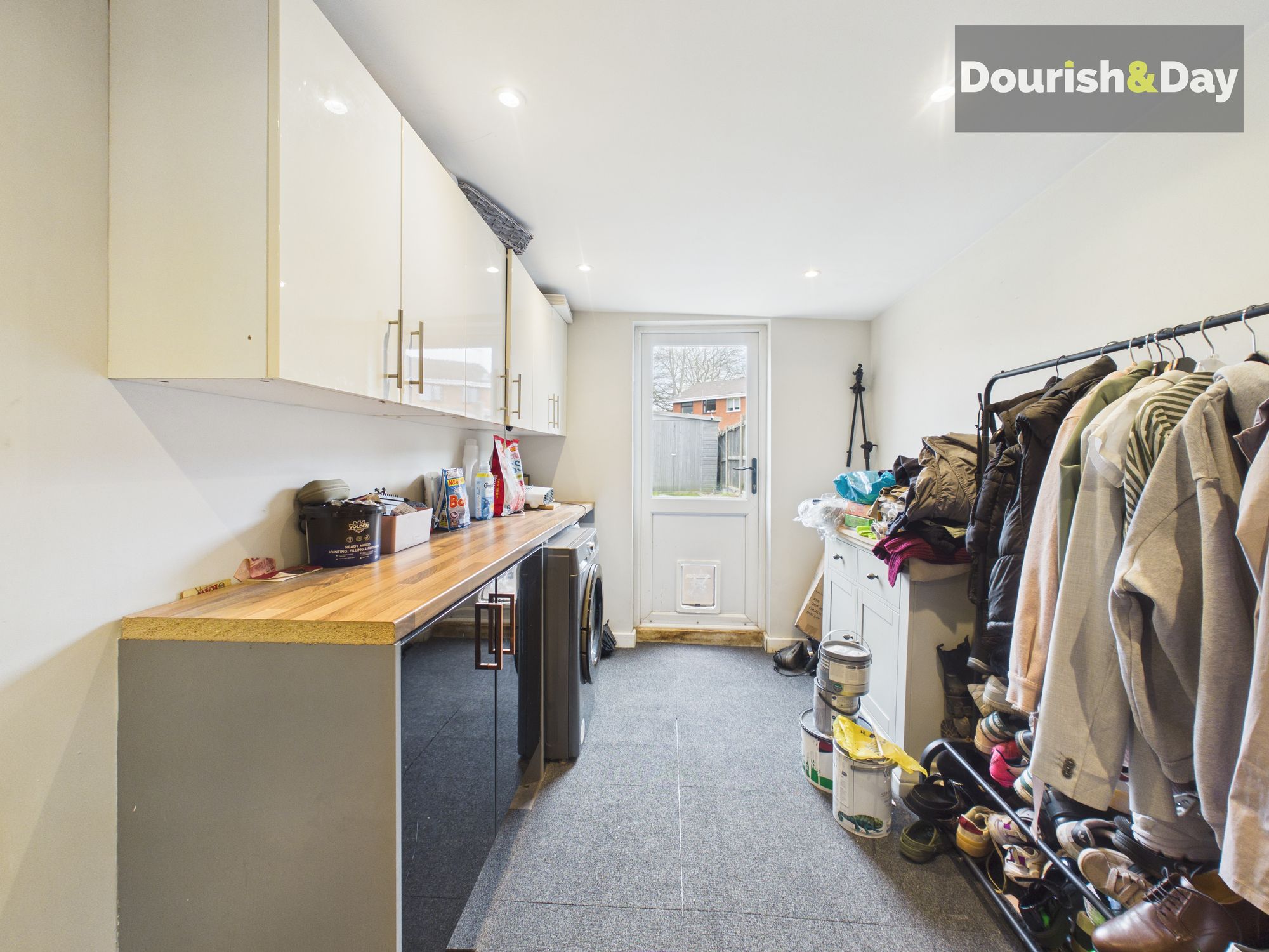 3 bed detached house for sale in Carisbrooke Drive, Stafford, ST17 - Property Image 8