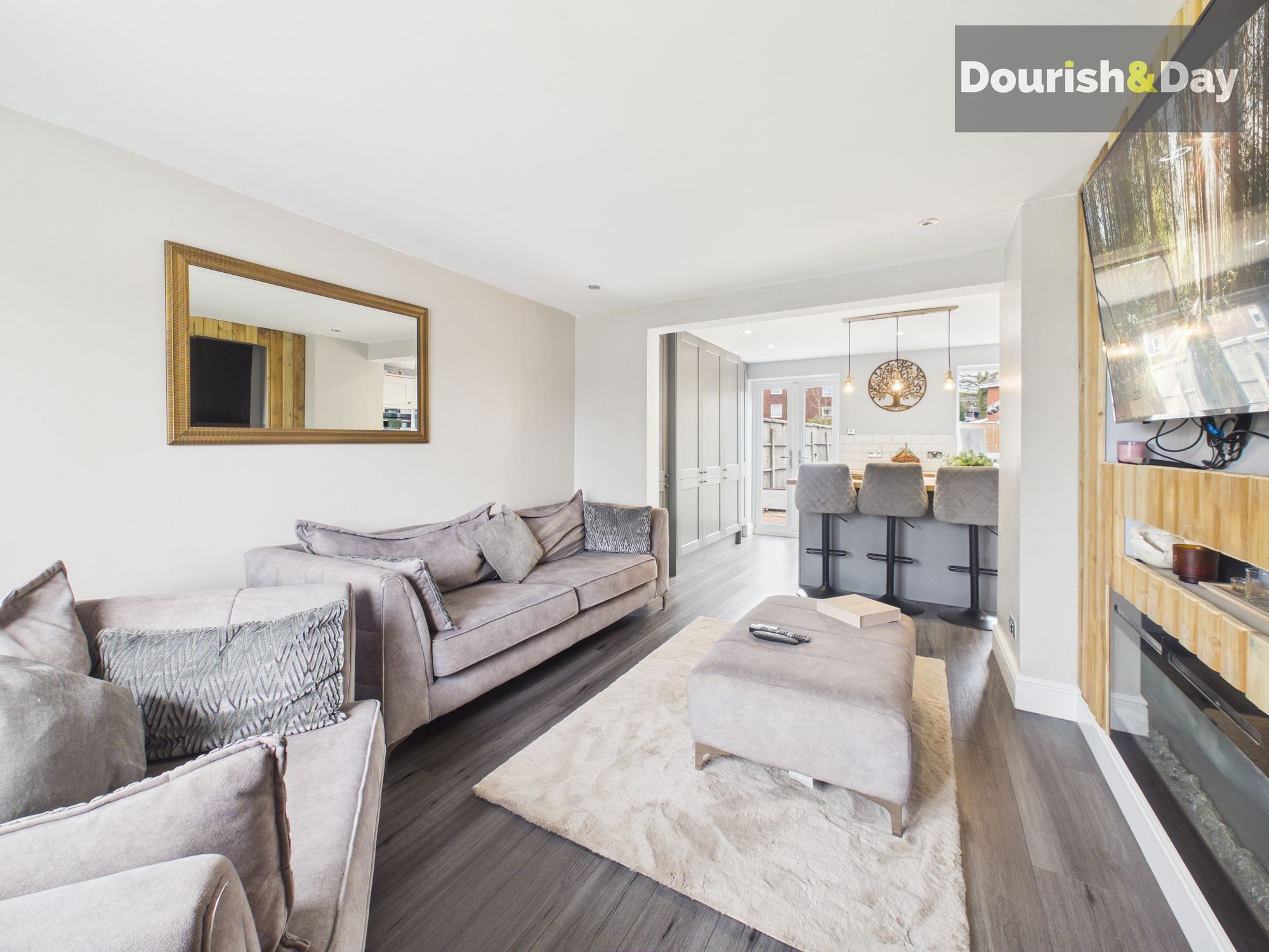 3 bed detached house for sale in Carisbrooke Drive, Stafford, ST17 - Property Image 6