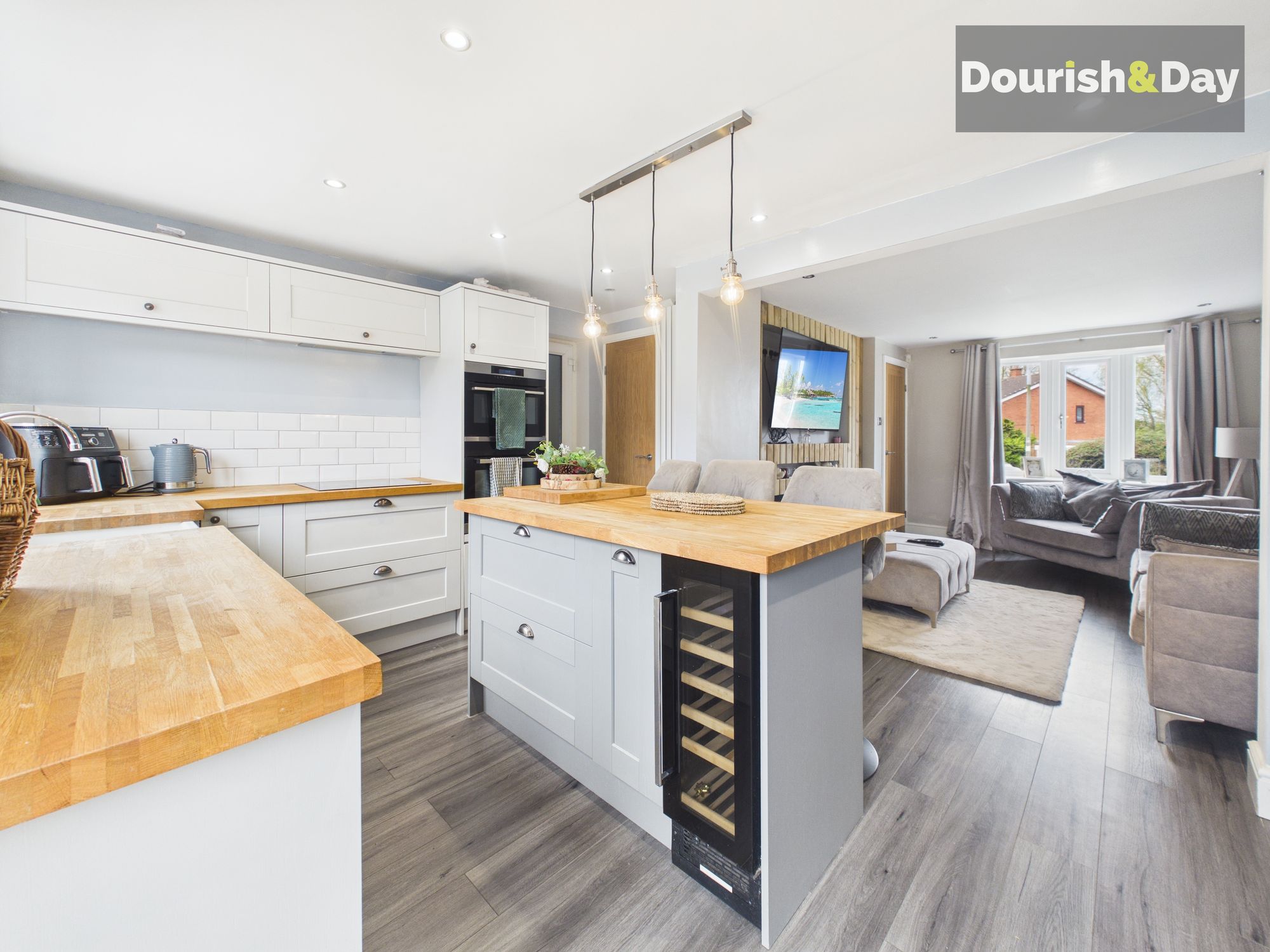 3 bed detached house for sale in Carisbrooke Drive, Stafford, ST17 - Property Image 7