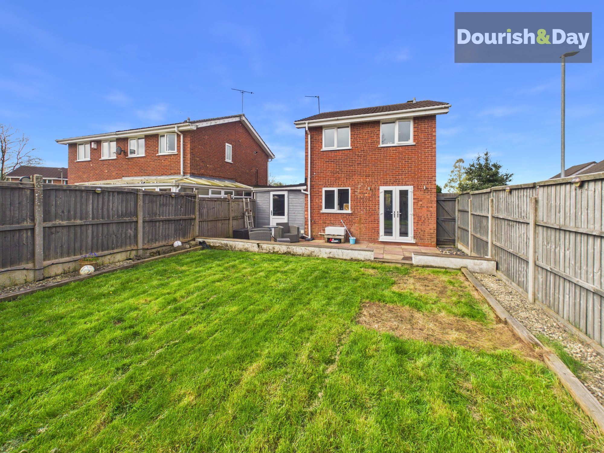 3 bed detached house for sale in Carisbrooke Drive, Stafford, ST17 - Property Image 4