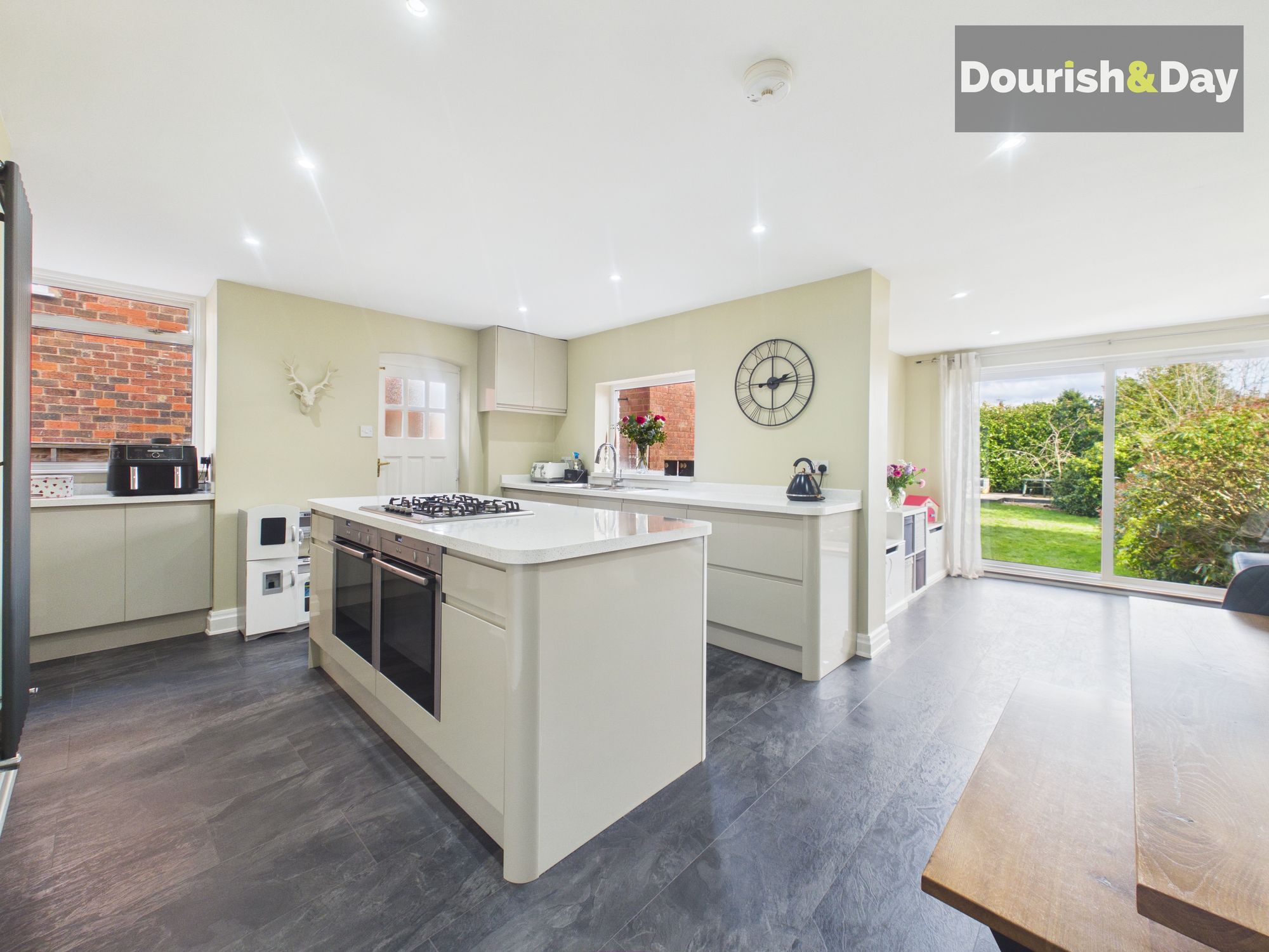 4 bed semi-detached house for sale in Sherwood Avenue, Stafford, ST17  - Property Image 2