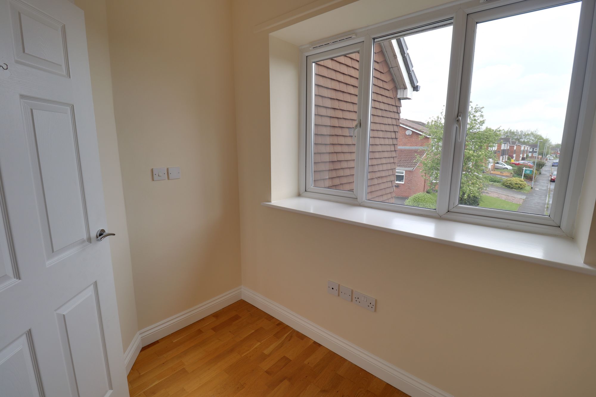 3 bed apartment to rent in Penkvale Road, Stafford, ST17 - Property Image 8