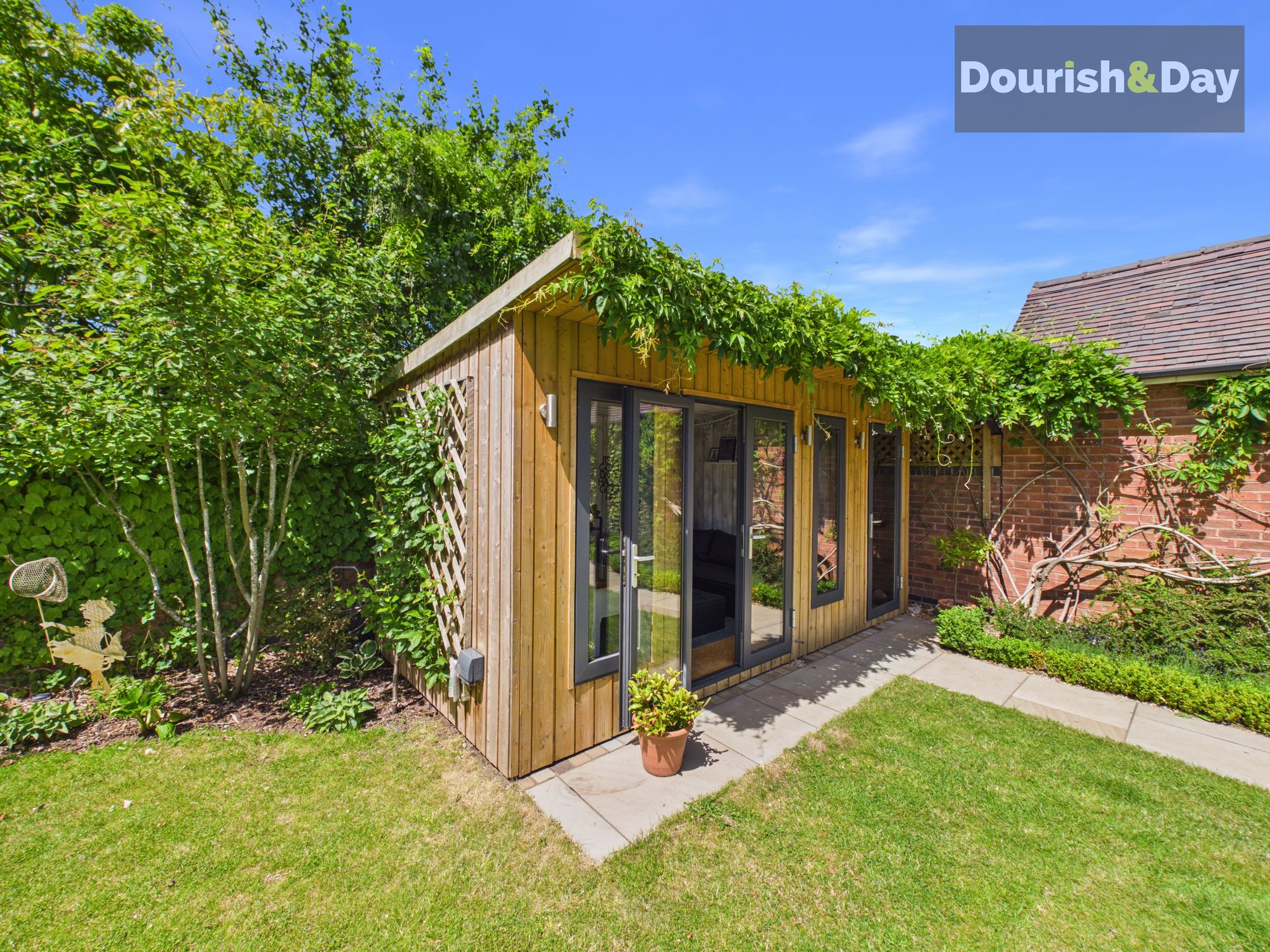 4 bed barn conversion for sale in Pillaton, Penkridge, ST19 - Property Image 47