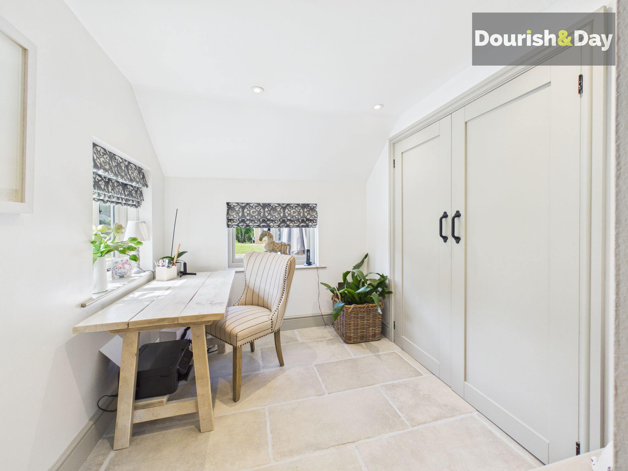 4 bed barn conversion for sale in Pillaton, Penkridge, ST19 - Property Image 18