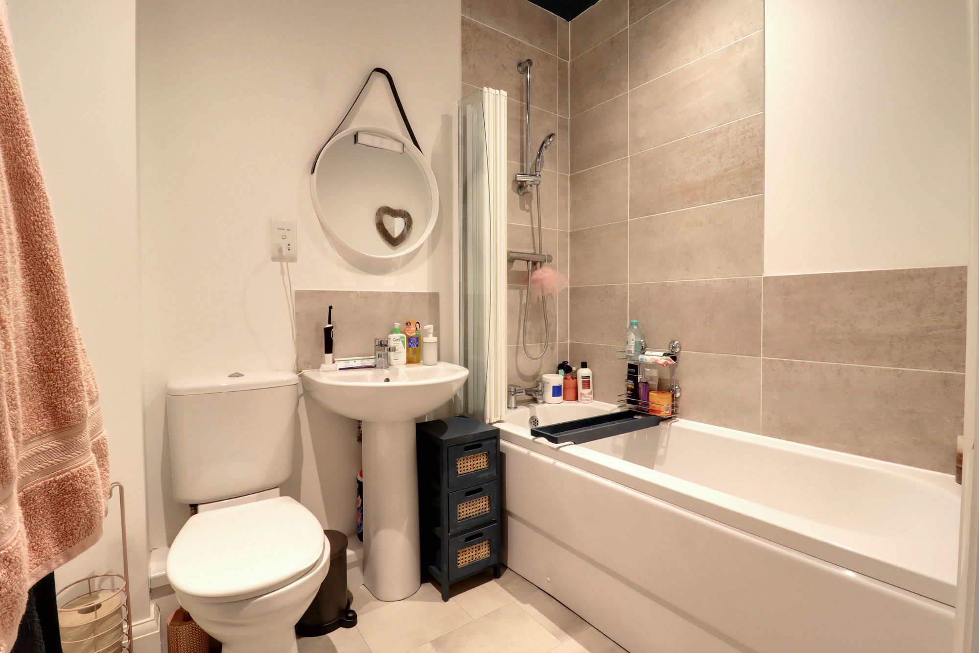 2 bed apartment for sale in St. Georges Parkway, Stafford, ST16 - Property Image 8