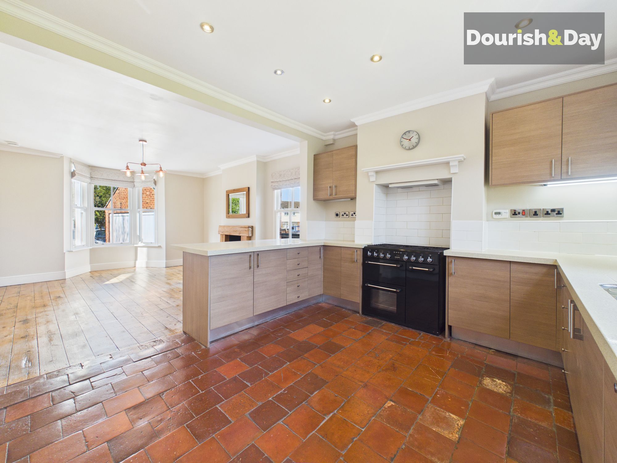 5 bed detached house for sale in Newport Road, Gnosall, ST20 - Property Image 3
