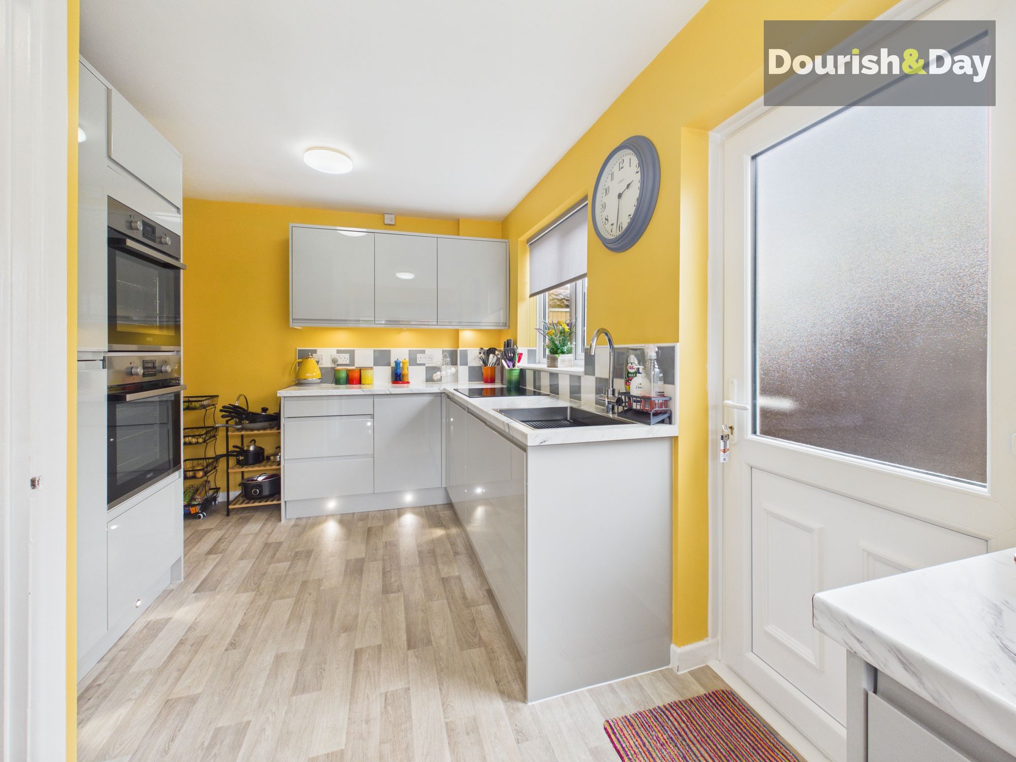 3 bed semi-detached bungalow for sale in Honiton Close, Stafford, ST17 - Property Image 6