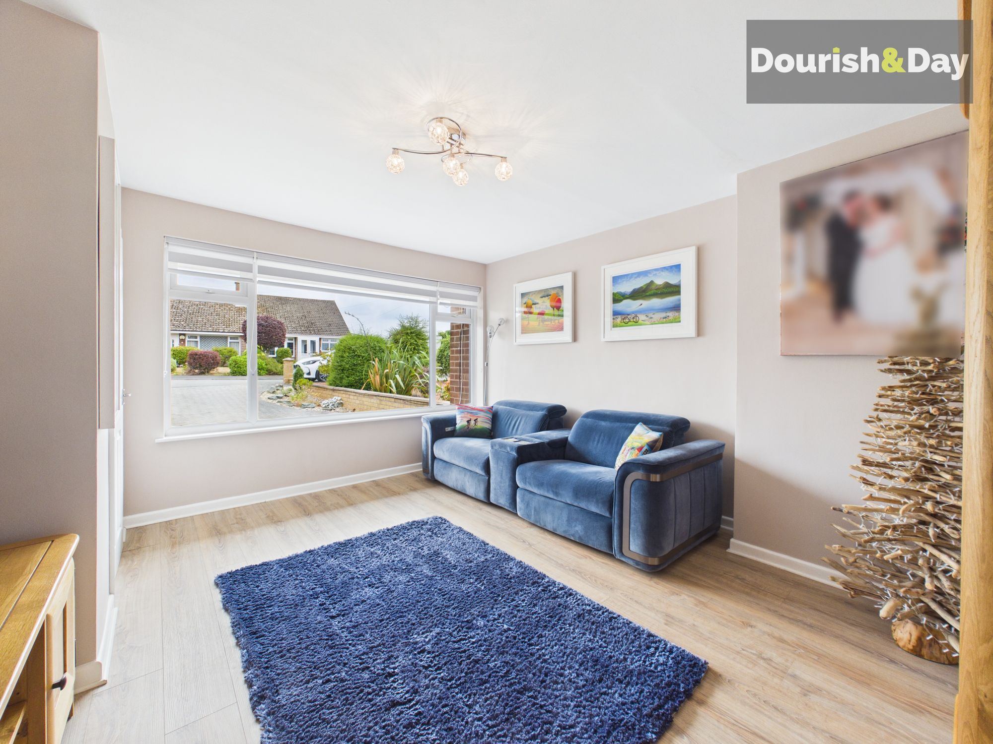 3 bed semi-detached bungalow for sale in Honiton Close, Stafford, ST17 - Property Image 2
