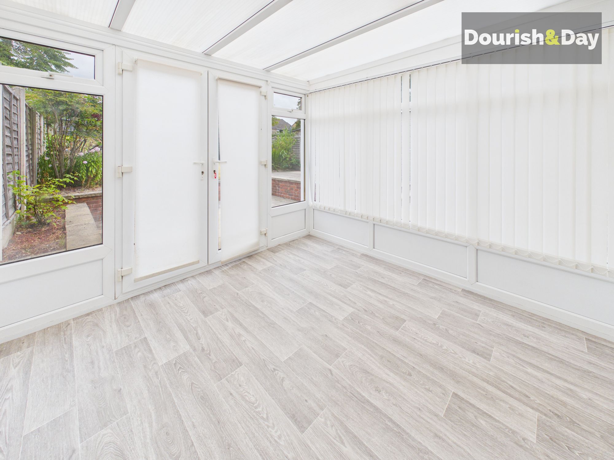 3 bed semi-detached house to rent in Mendip Avenue, Stafford, ST17 - Property Image 9