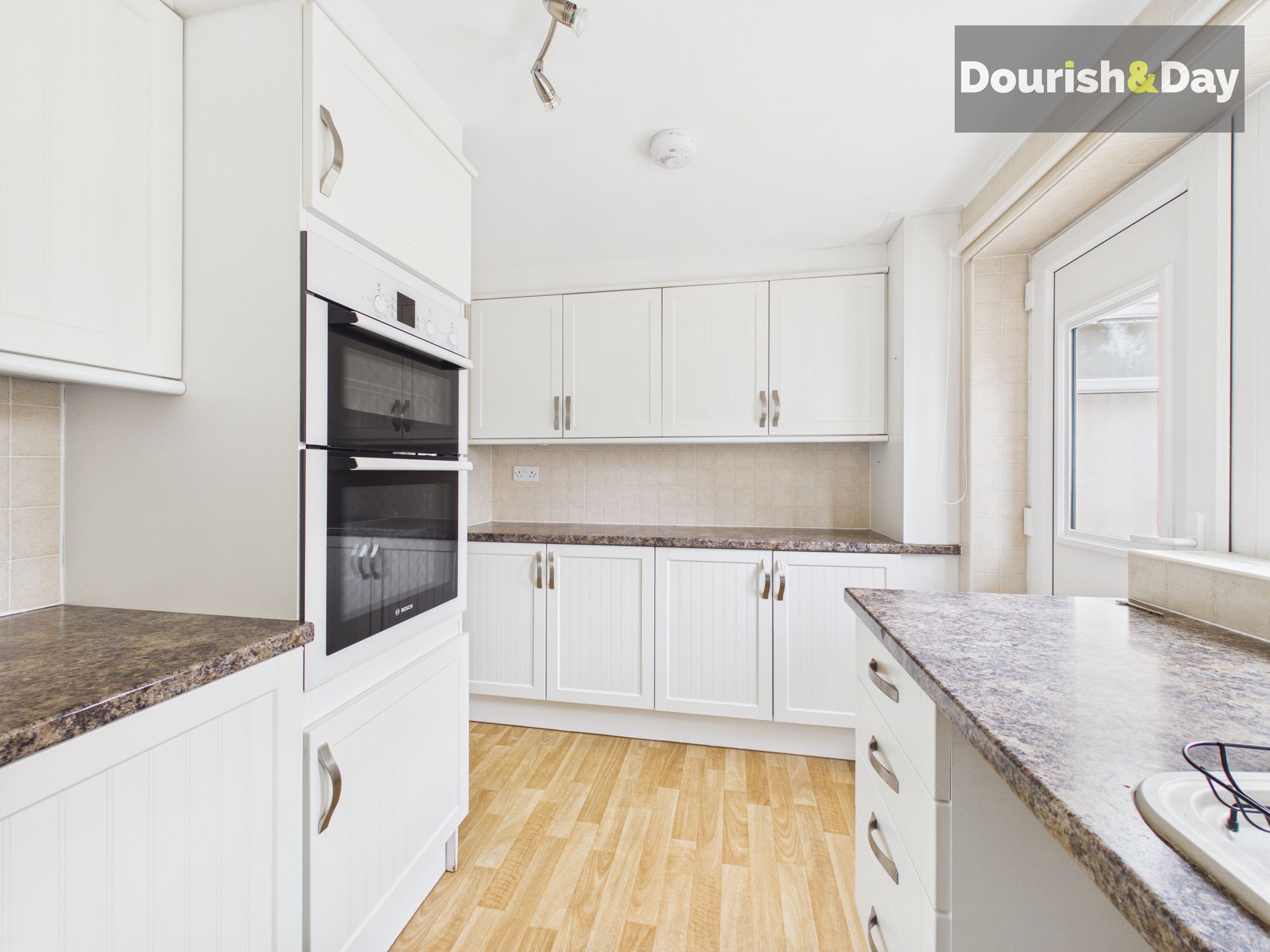 3 bed semi-detached house to rent in Mendip Avenue, Stafford, ST17 - Property Image 12