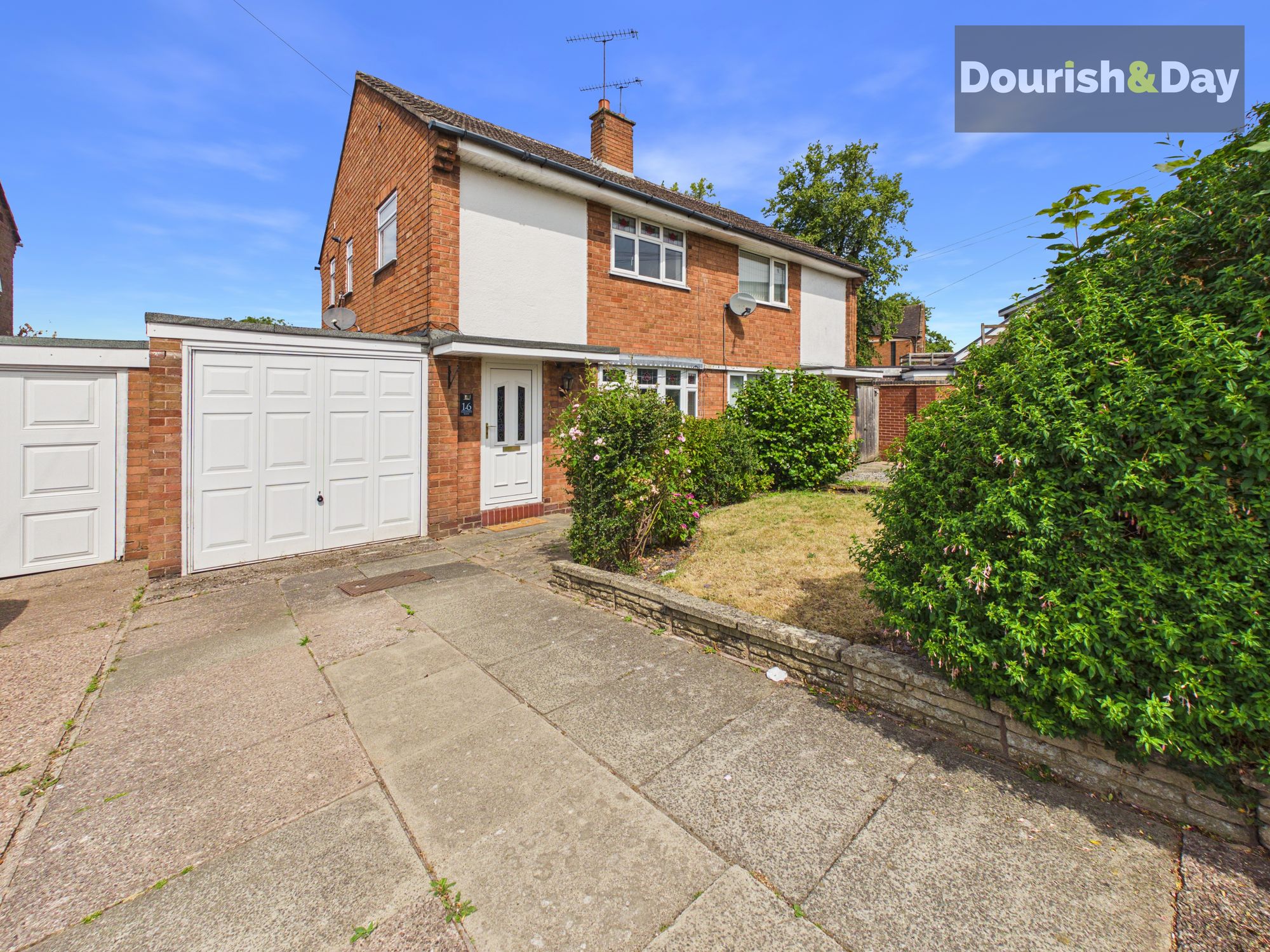 3 bed semi-detached house to rent in Farmdown Road, Stafford, ST17 - Property Image 1