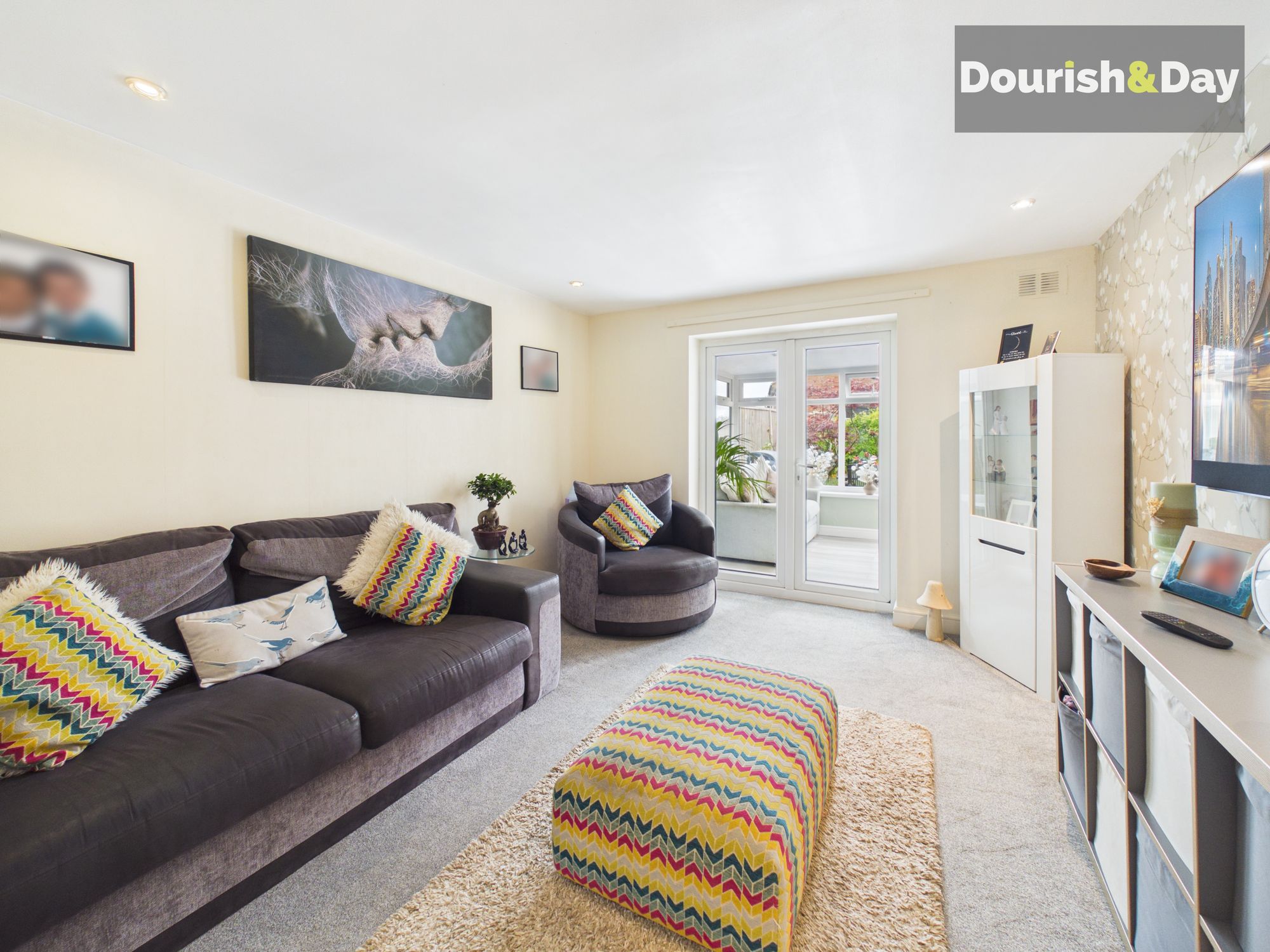 4 bed semi-detached house for sale in Oxbarn Road, Stafford, ST17 - Property Image 5