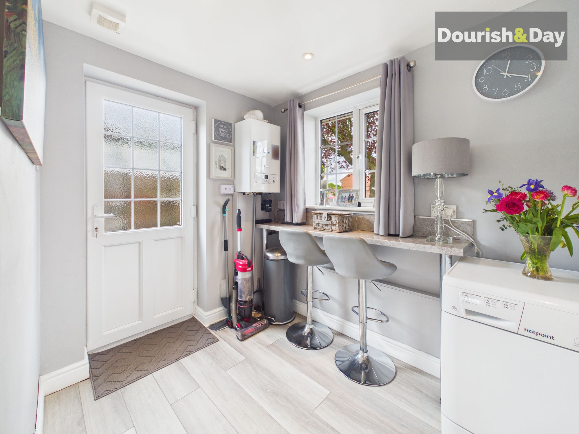 4 bed semi-detached house for sale in Oxbarn Road, Stafford, ST17 - Property Image 8