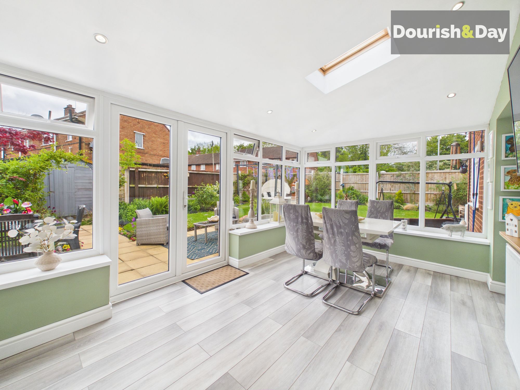 4 bed semi-detached house for sale in Oxbarn Road, Stafford, ST17 - Property Image 3