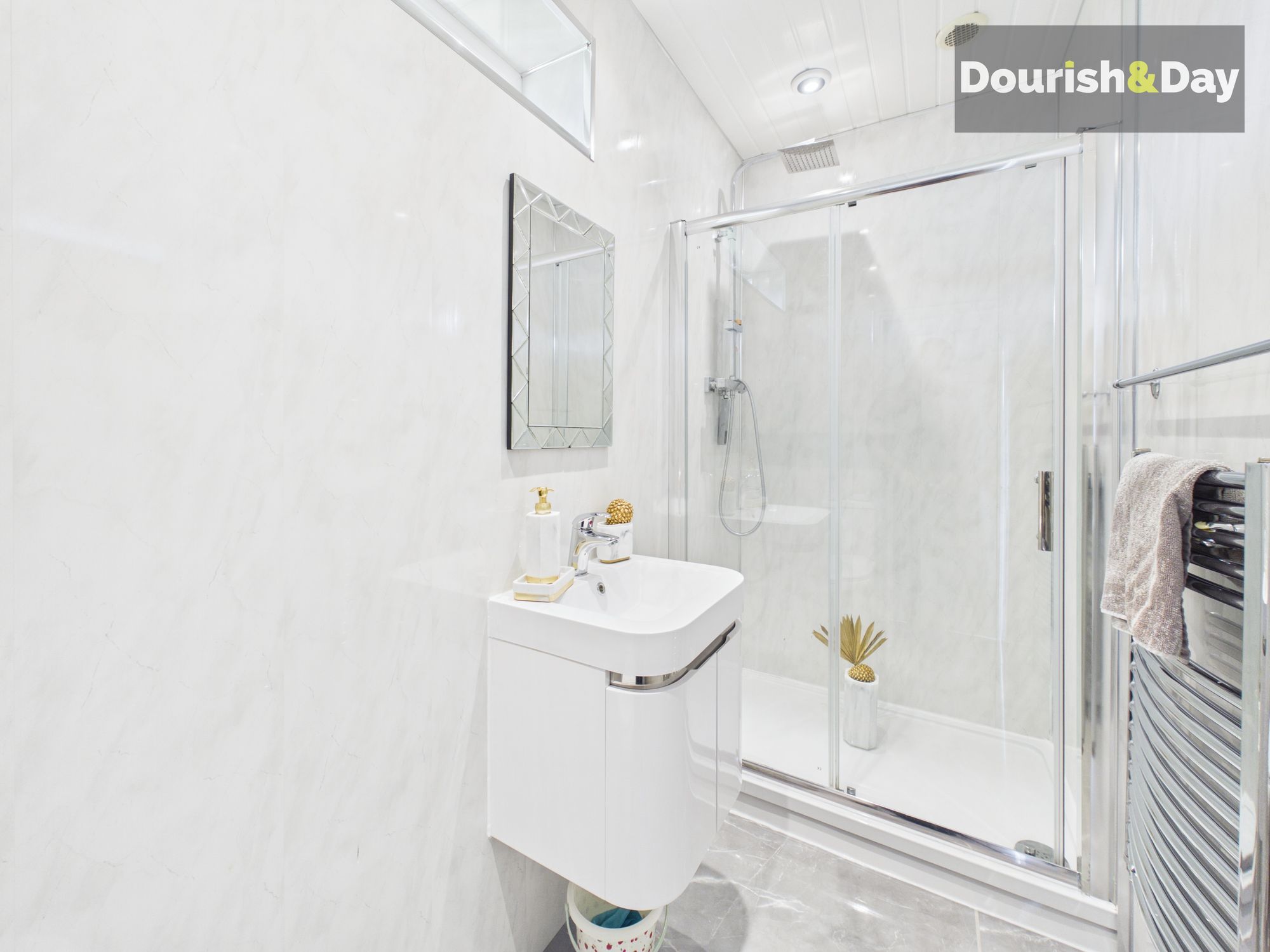 4 bed detached house for sale in First Avenue, Stafford, ST16 - Property Image 8