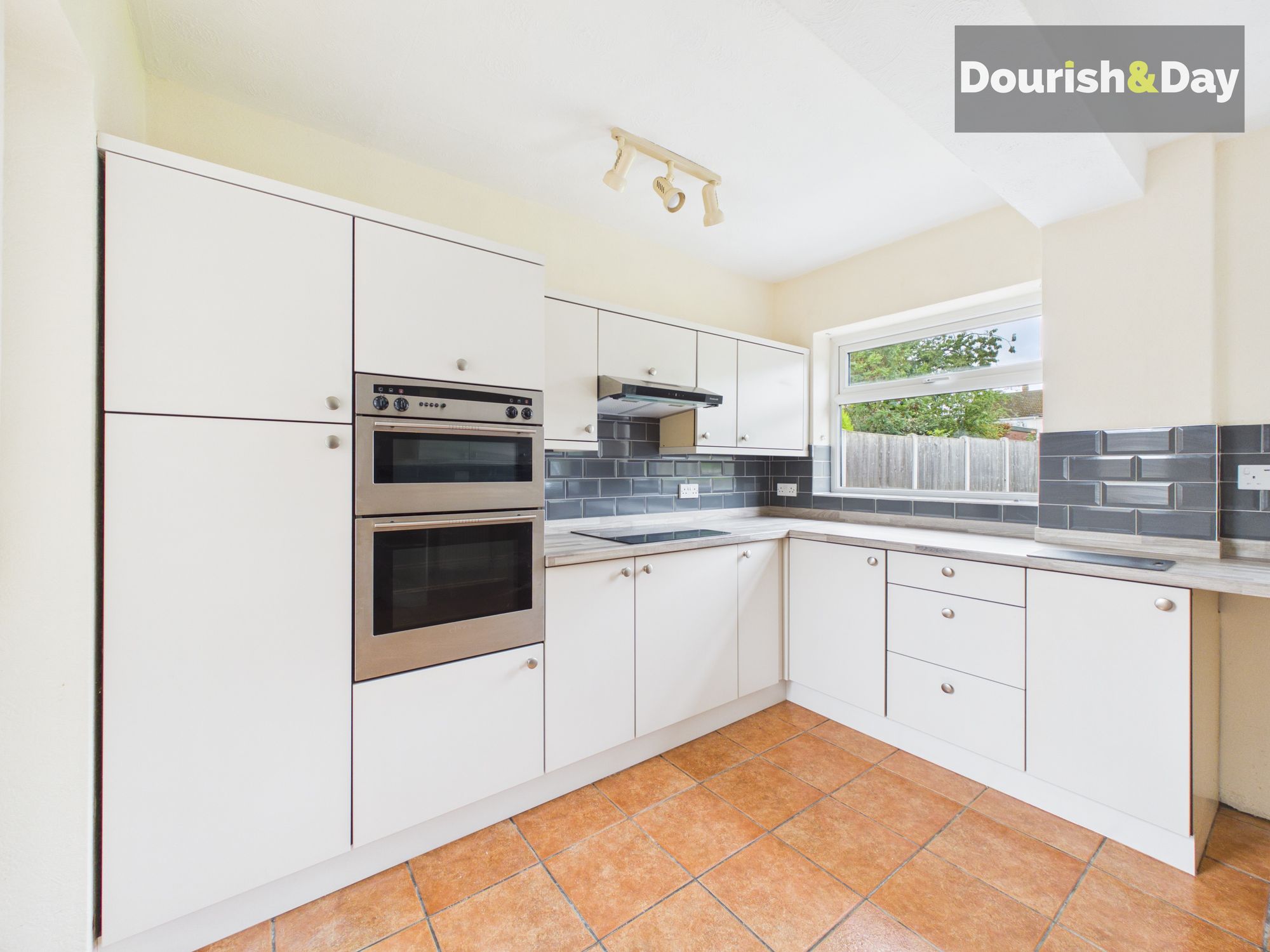 3 bed semi-detached house to rent in Witney Road, Stafford, ST17 - Property Image 6