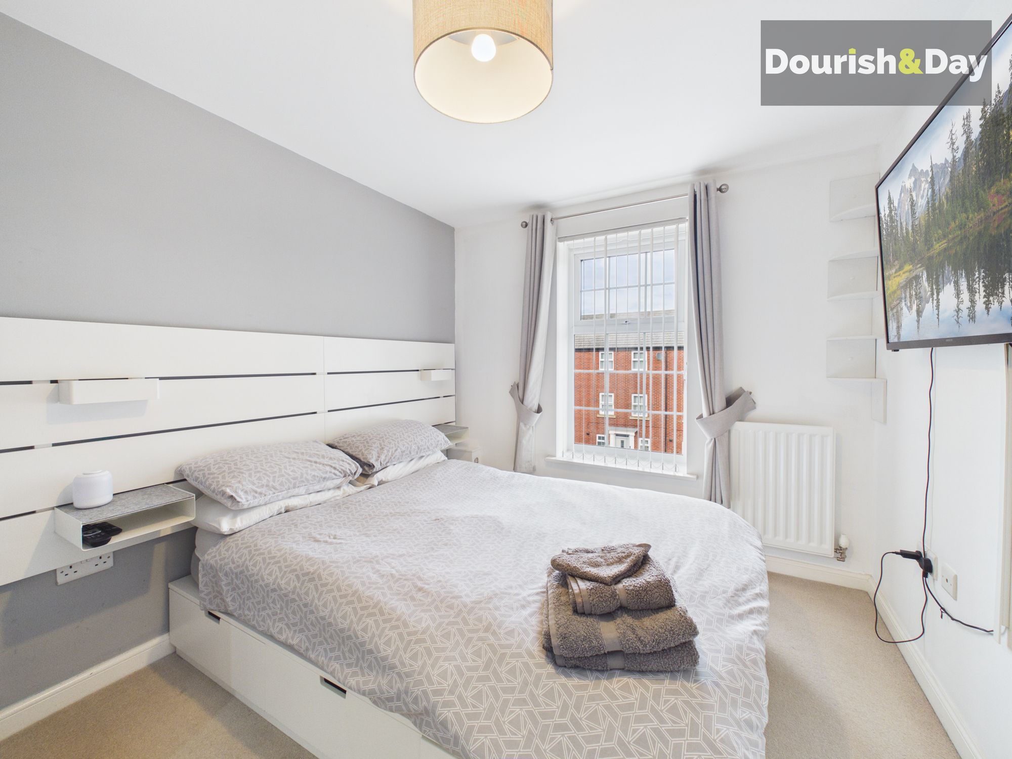 2 bed flat for sale in St. Georges Parkway, Stafford, ST16 - Property Image 6