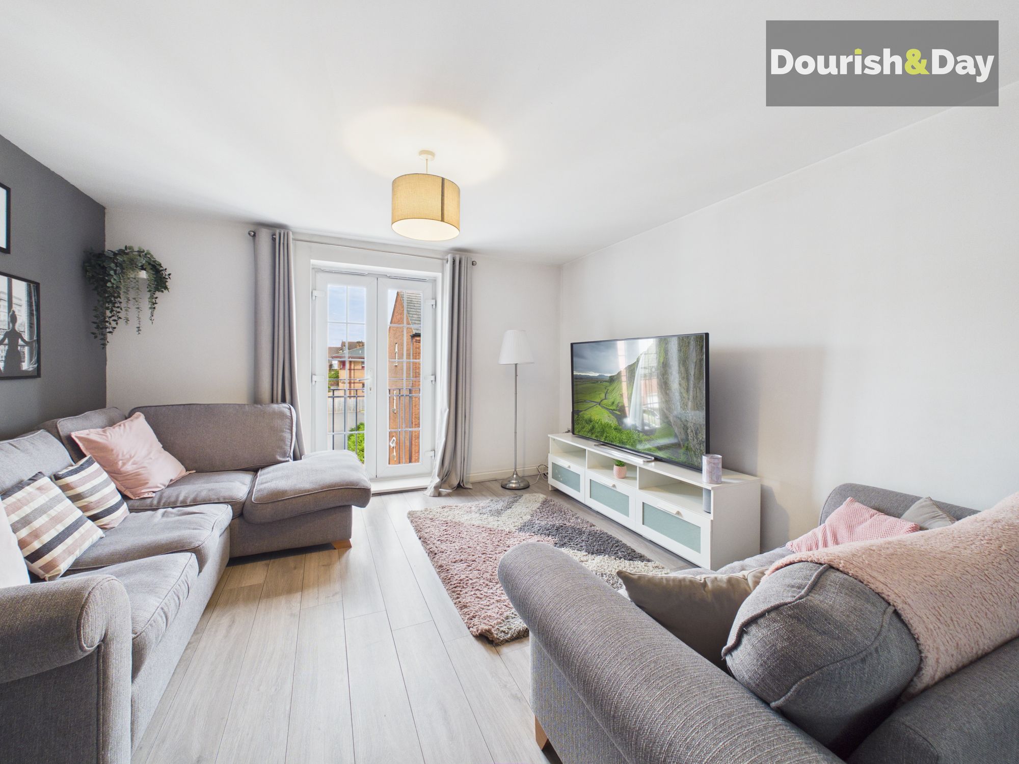 2 bed flat for sale in St. Georges Parkway, Stafford, ST16 - Property Image 2