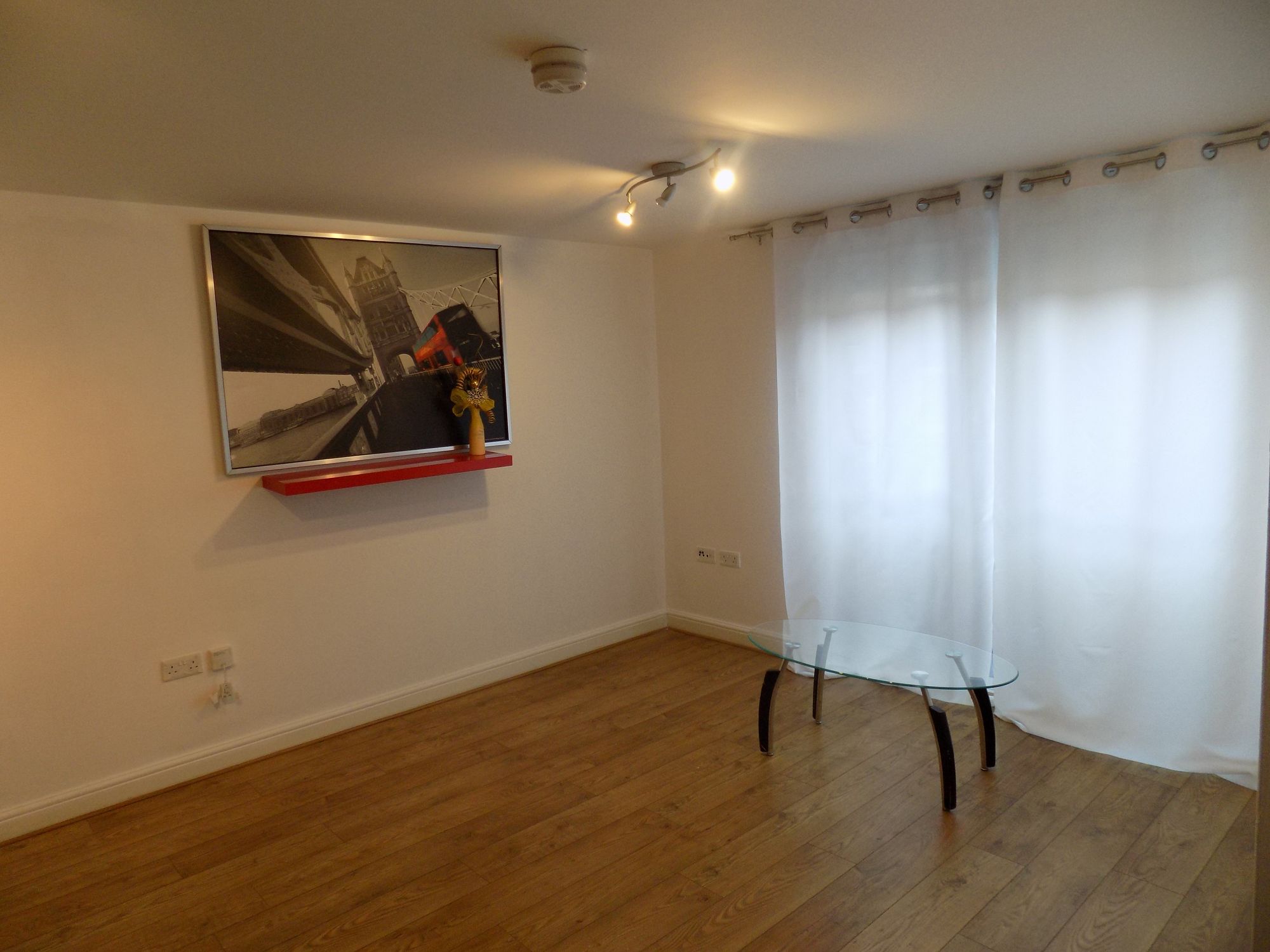 2 bed apartment to rent in Marsh Street, Stafford, ST16 - Property Image 5