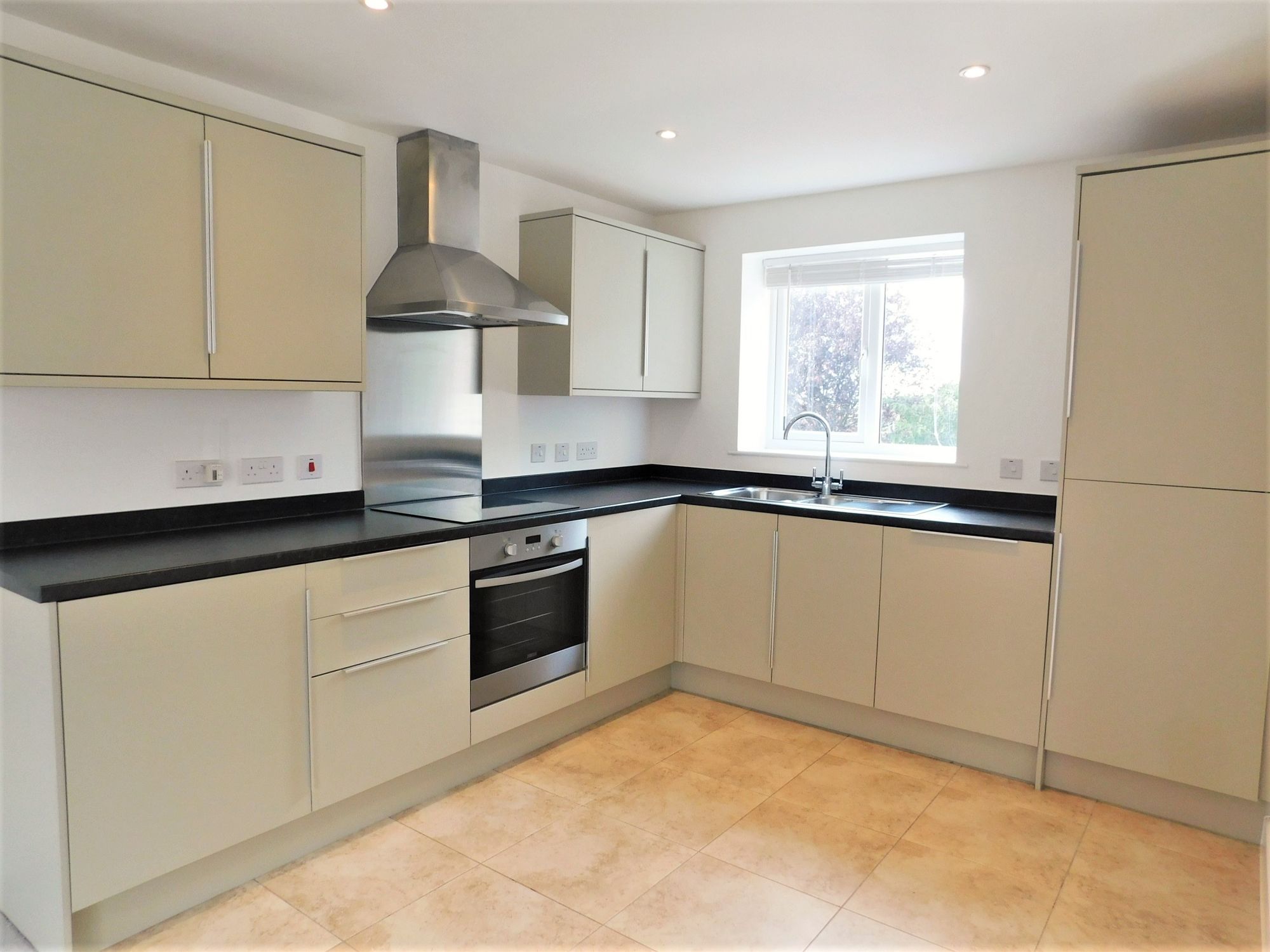 4 bed semi-detached house to rent in Newport Road, Woodseaves, ST20 - Property Image 2