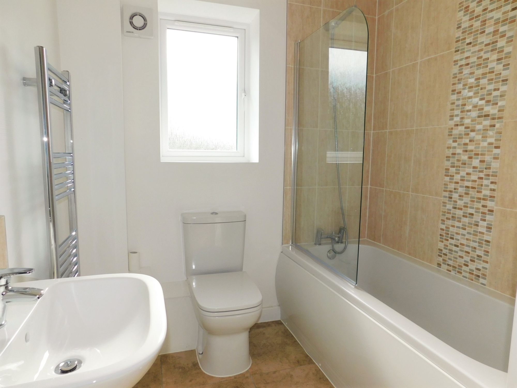 4 bed semi-detached house to rent in Newport Road, Woodseaves, ST20 - Property Image 7
