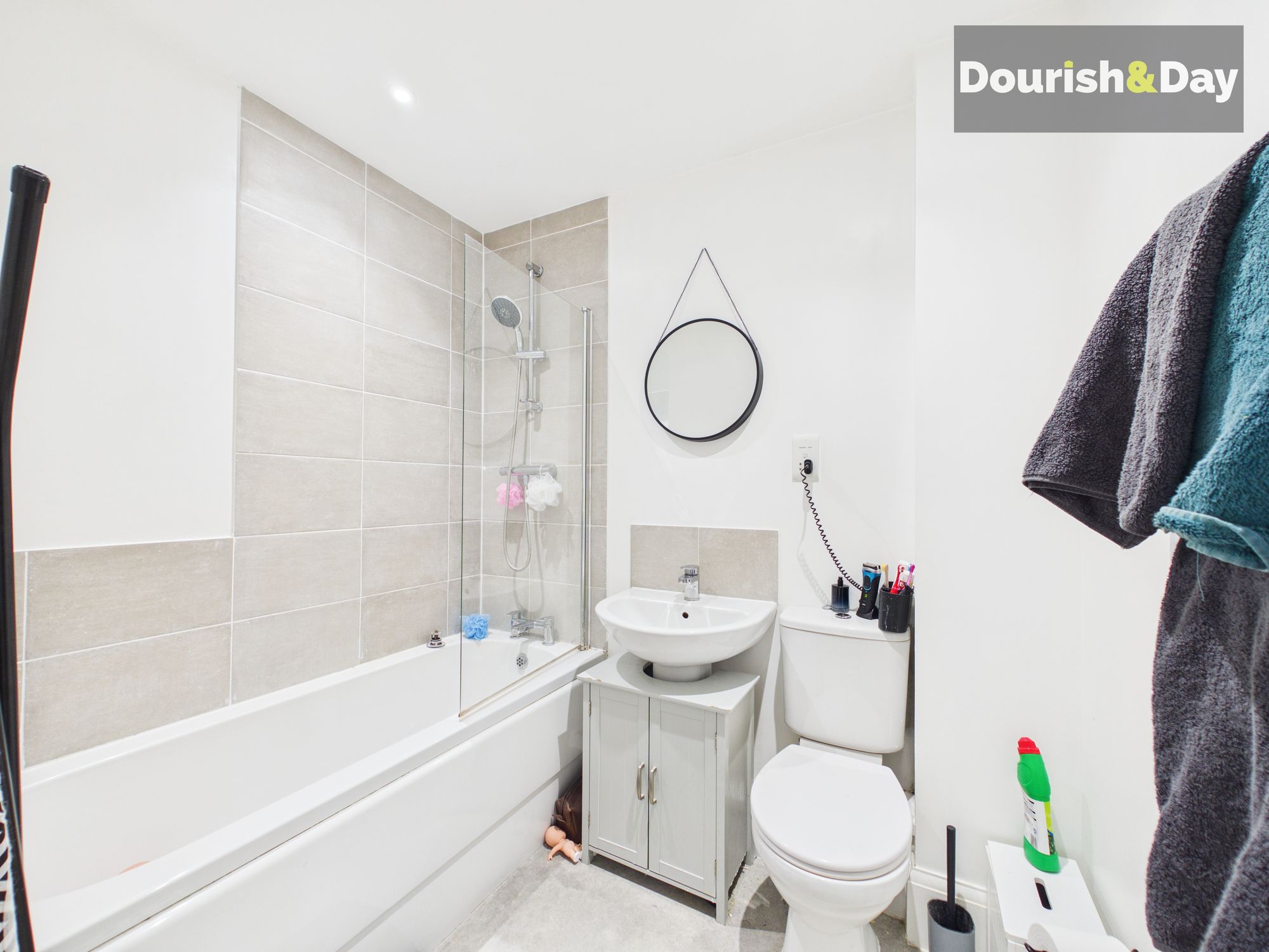2 bed flat for sale in Tower Place, St. Georges Parkway, Stafford, ST16  - Property Image 9