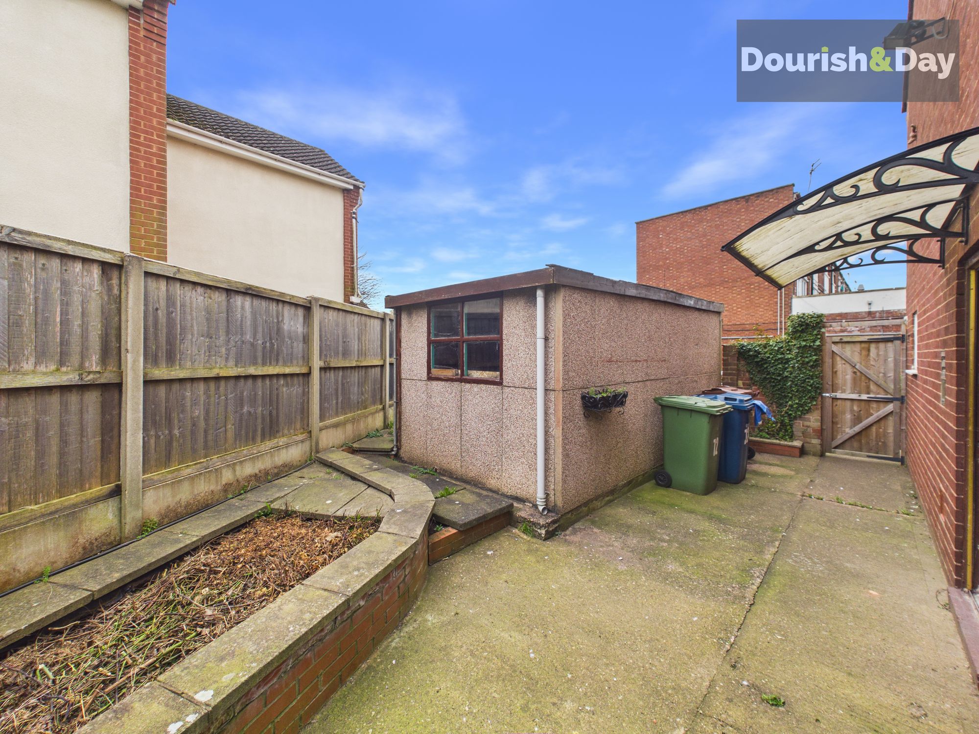 3 bed semi-detached house for sale in Swinburne Close, Stafford, ST17 - Property Image 14
