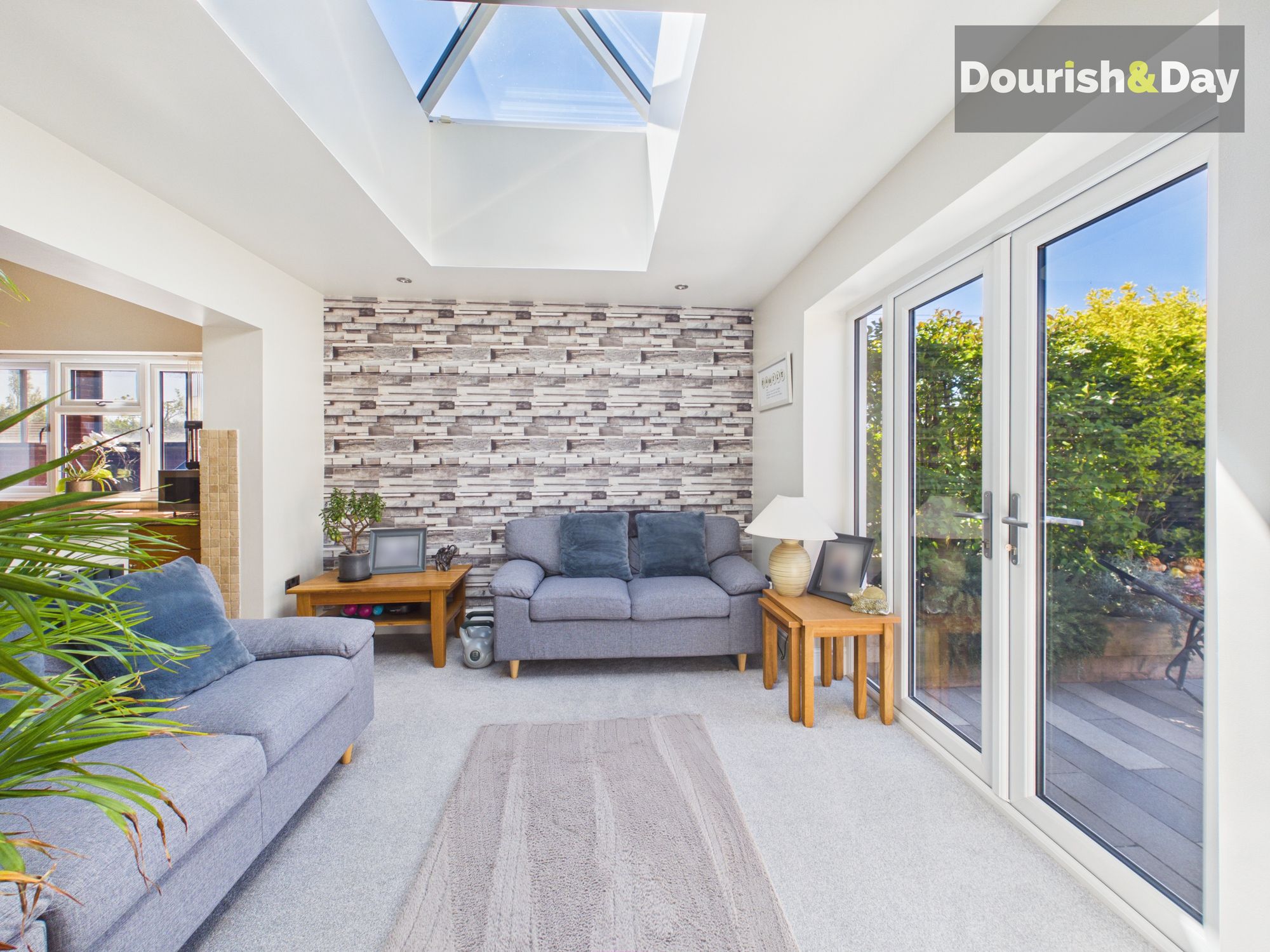 4 bed semi-detached house for sale in Stockton Lane, Stafford, ST17 - Property Image 4